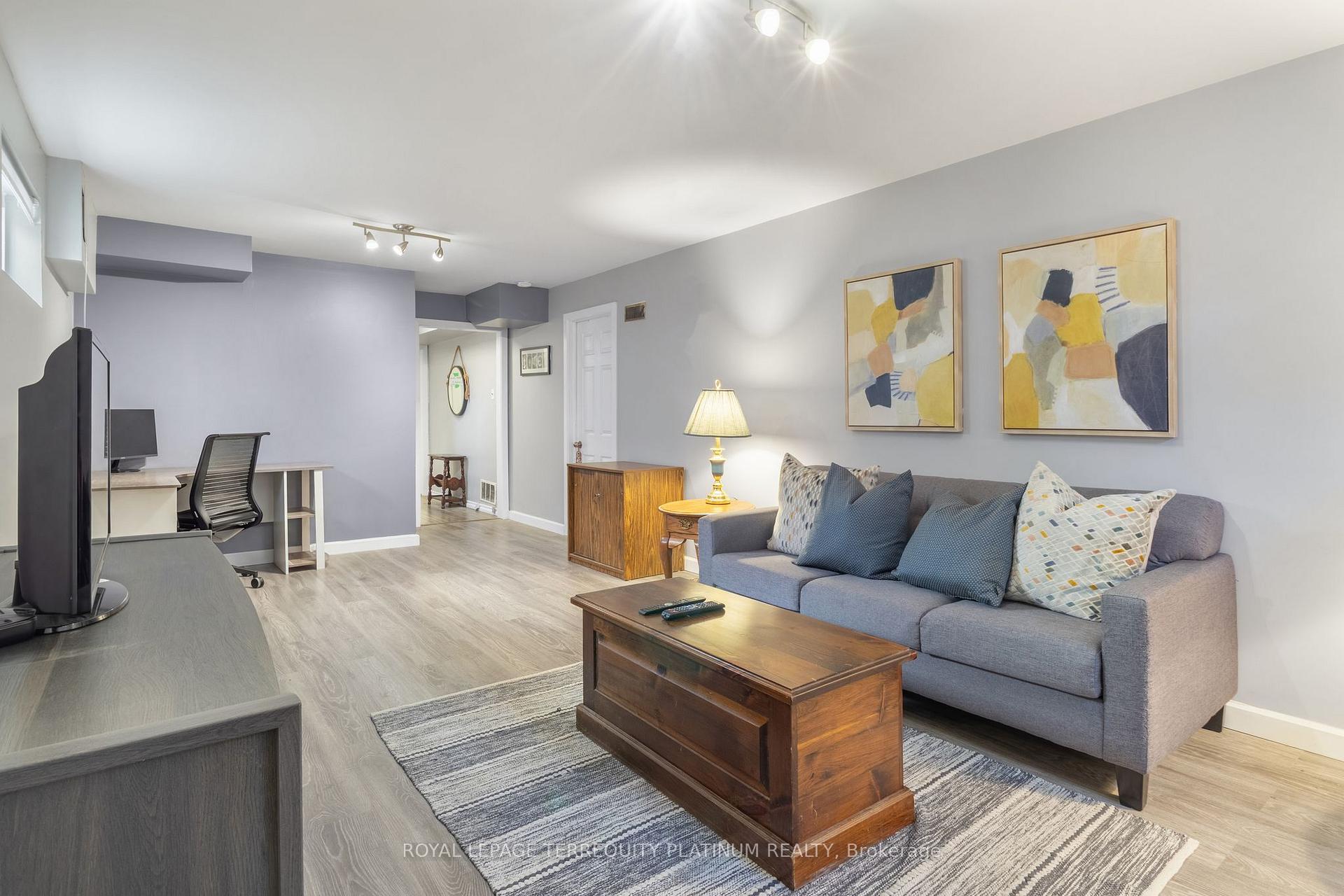 Photo 30 of 32 Buckland Road, North York, Glenfield-Jane Heights — HOMEH