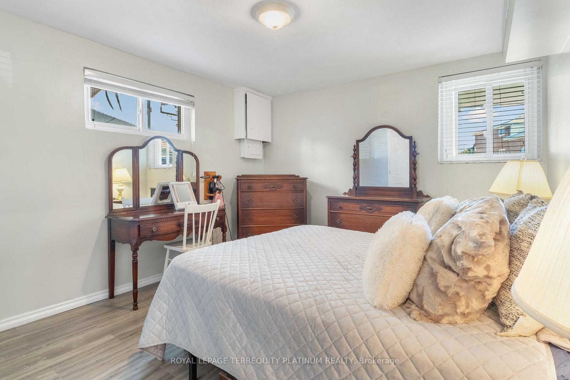 Photo 35 of 32 Buckland Road, North York, Glenfield-Jane Heights — HOMEH