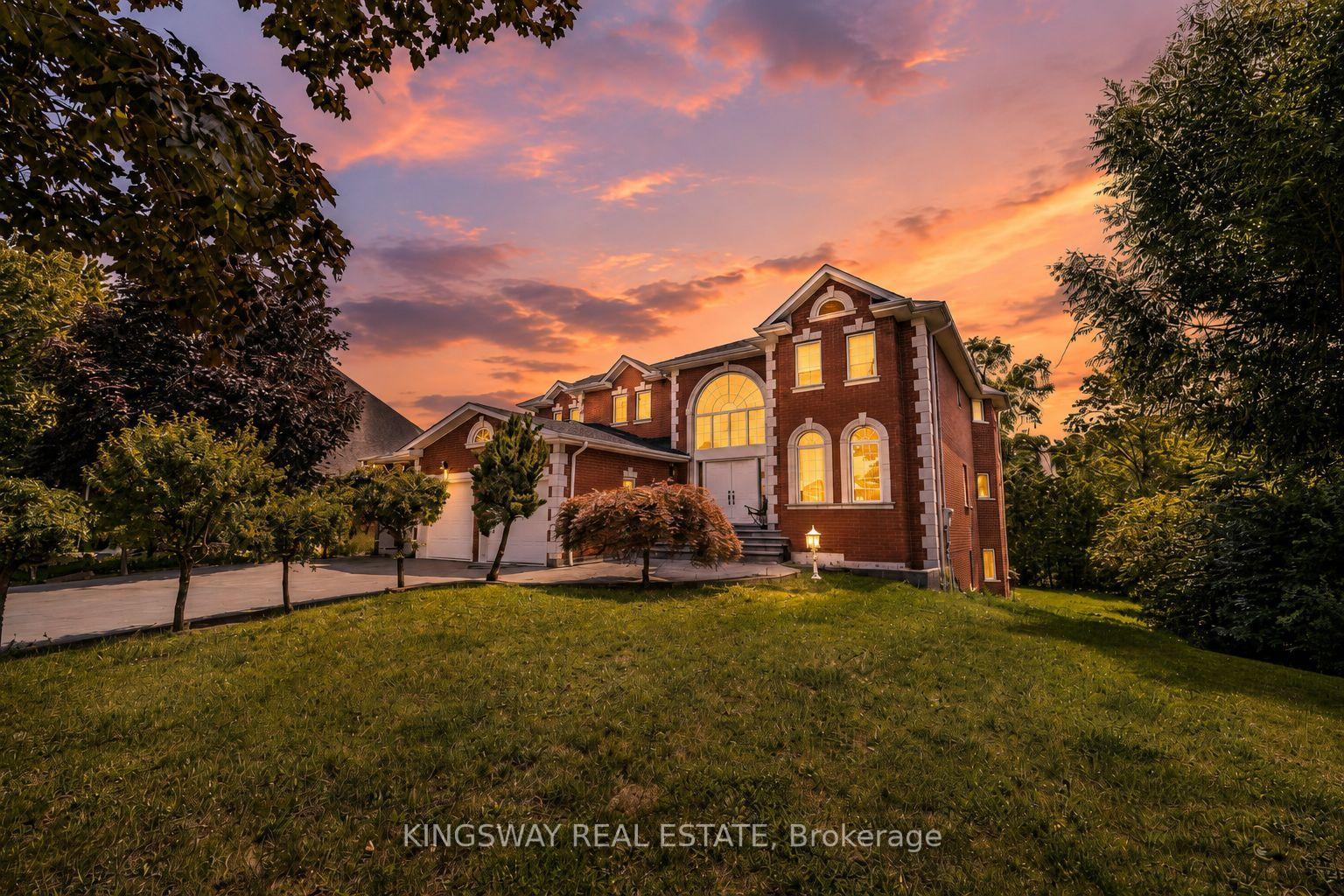 Photo 2 of 5969 Rayshaw Crescent, Mississauga, Streetsville — HOMEH