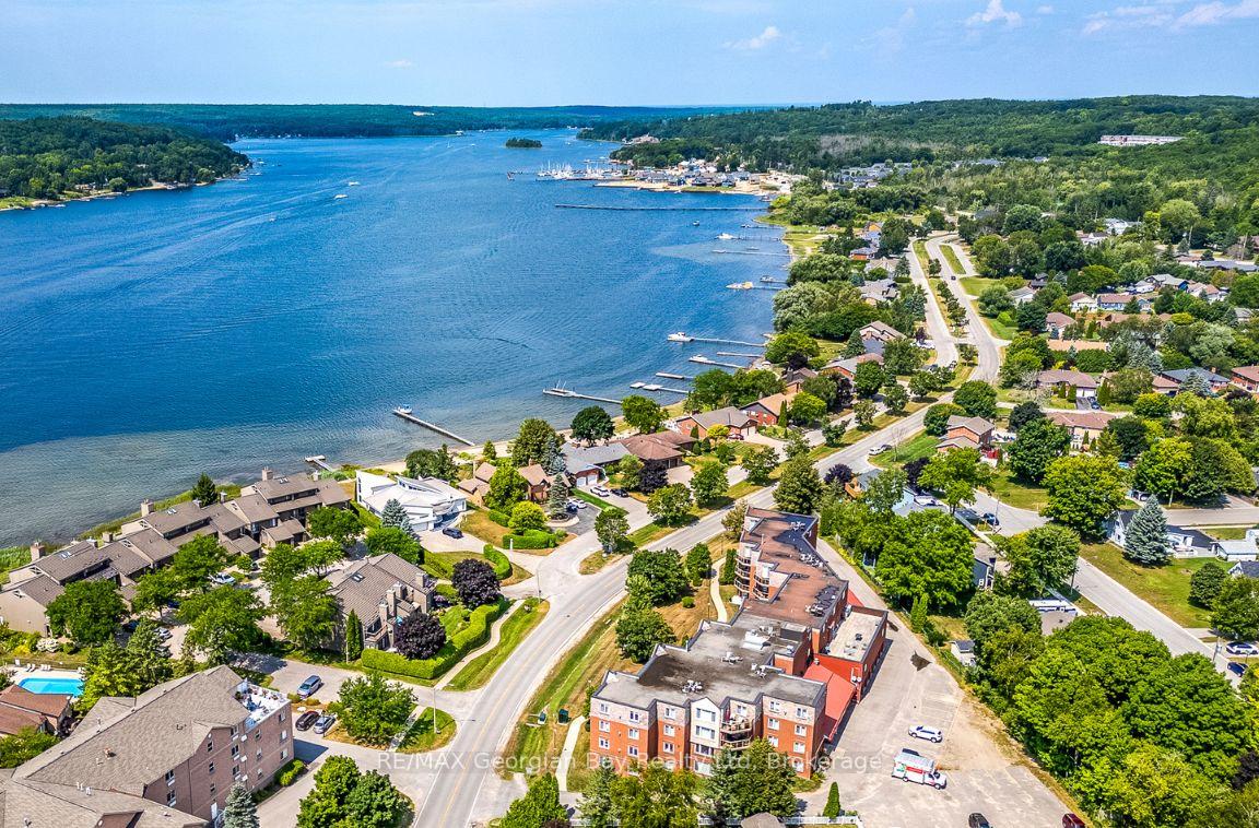 Photo 3 of Unit 102, 11 Beck Boulevard, Penetanguishene — HOMEH