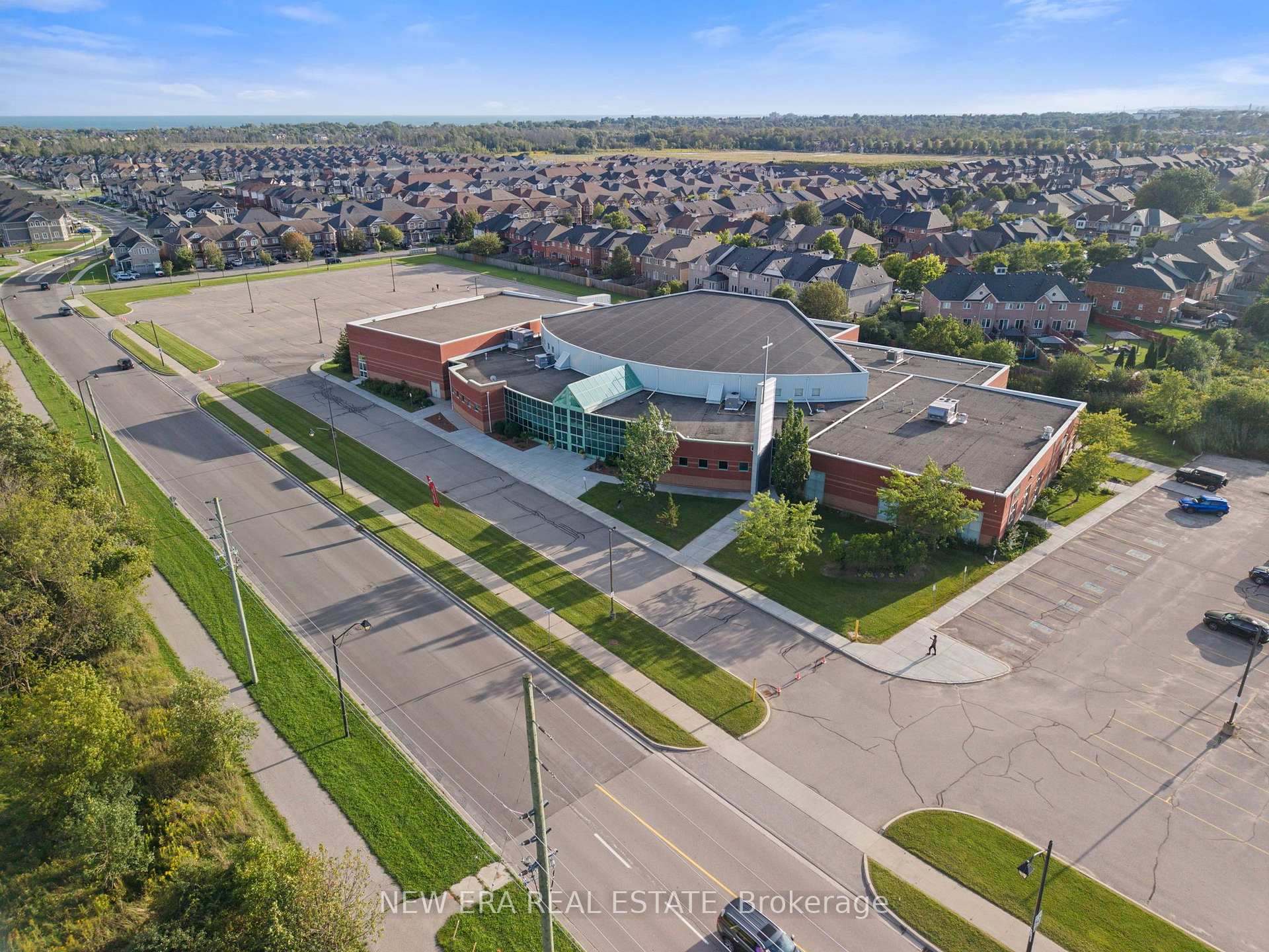 Photo 40 of 77 Jevons Drive, Ajax, South East — HOMEH