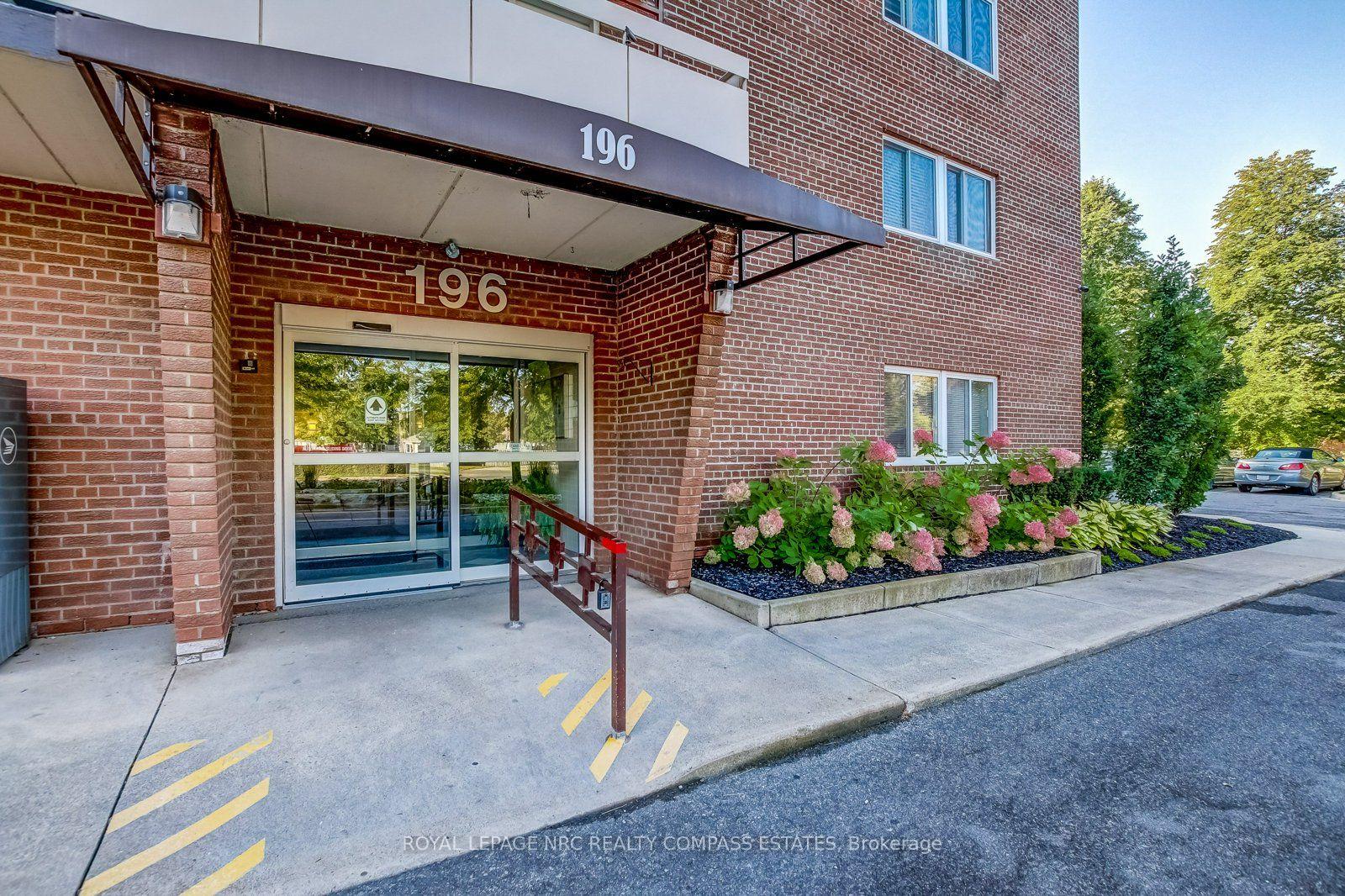 Photo 2 of Unit 321, 196 Scott Street, St. Catharines, Fairview — HOMEH