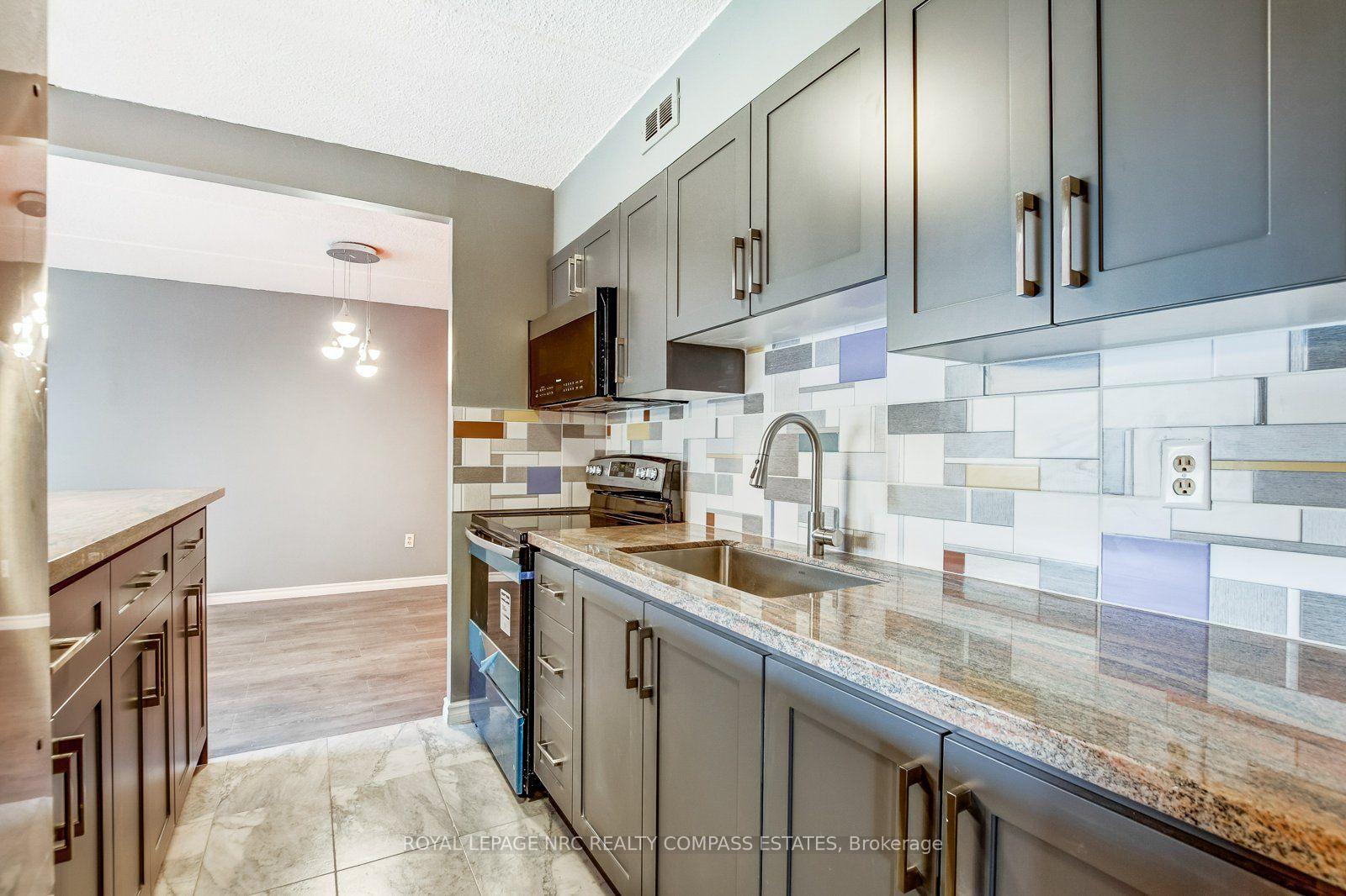 Photo 7 of Unit 321, 196 Scott Street, St. Catharines, Fairview — HOMEH