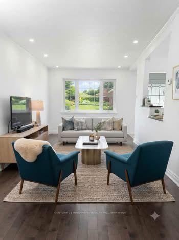 Photo 2 of Unit Main, 240 Parkview Hill Crescent, Toronto, O'Connor-Parkview — HOMEH