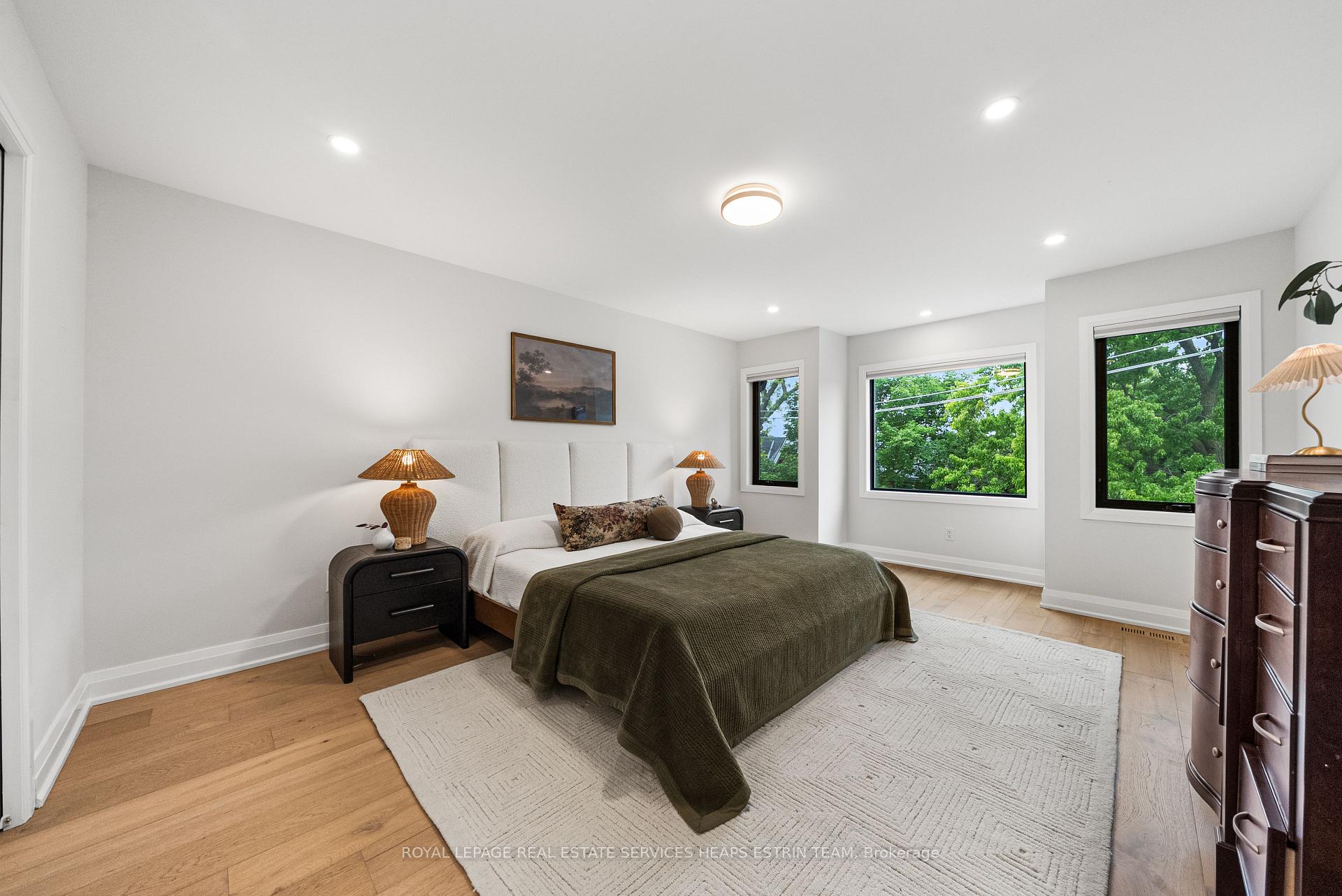 Photo 26 of 247A Lippincott Street, Toronto, University — HOMEH