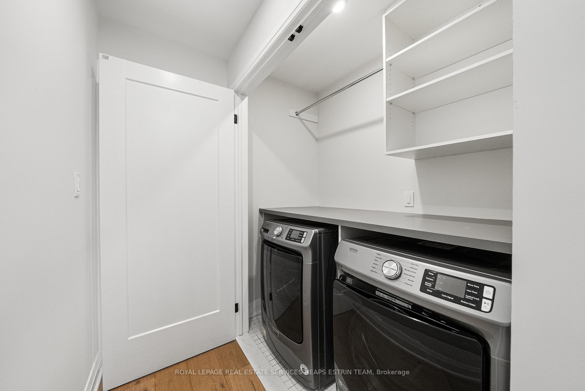 Photo 25 of 247A Lippincott Street, Toronto, University — HOMEH
