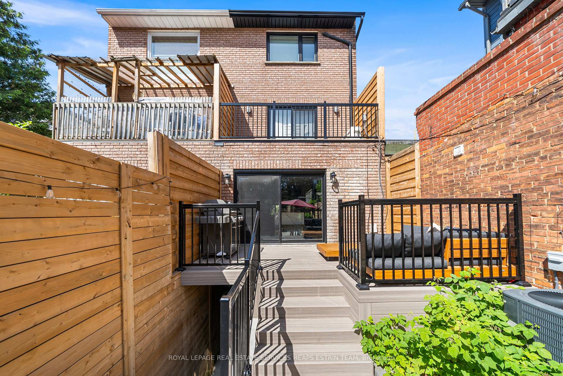 Photo 40 of 247A Lippincott Street, Toronto, University — HOMEH