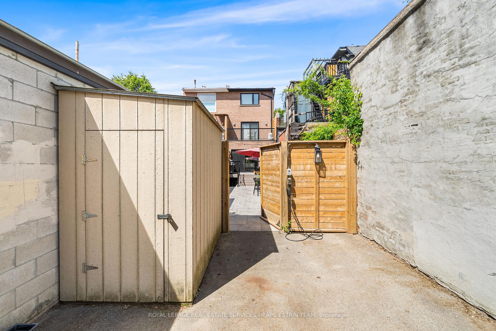 Photo 43 of 247A Lippincott Street, Toronto, University — HOMEH