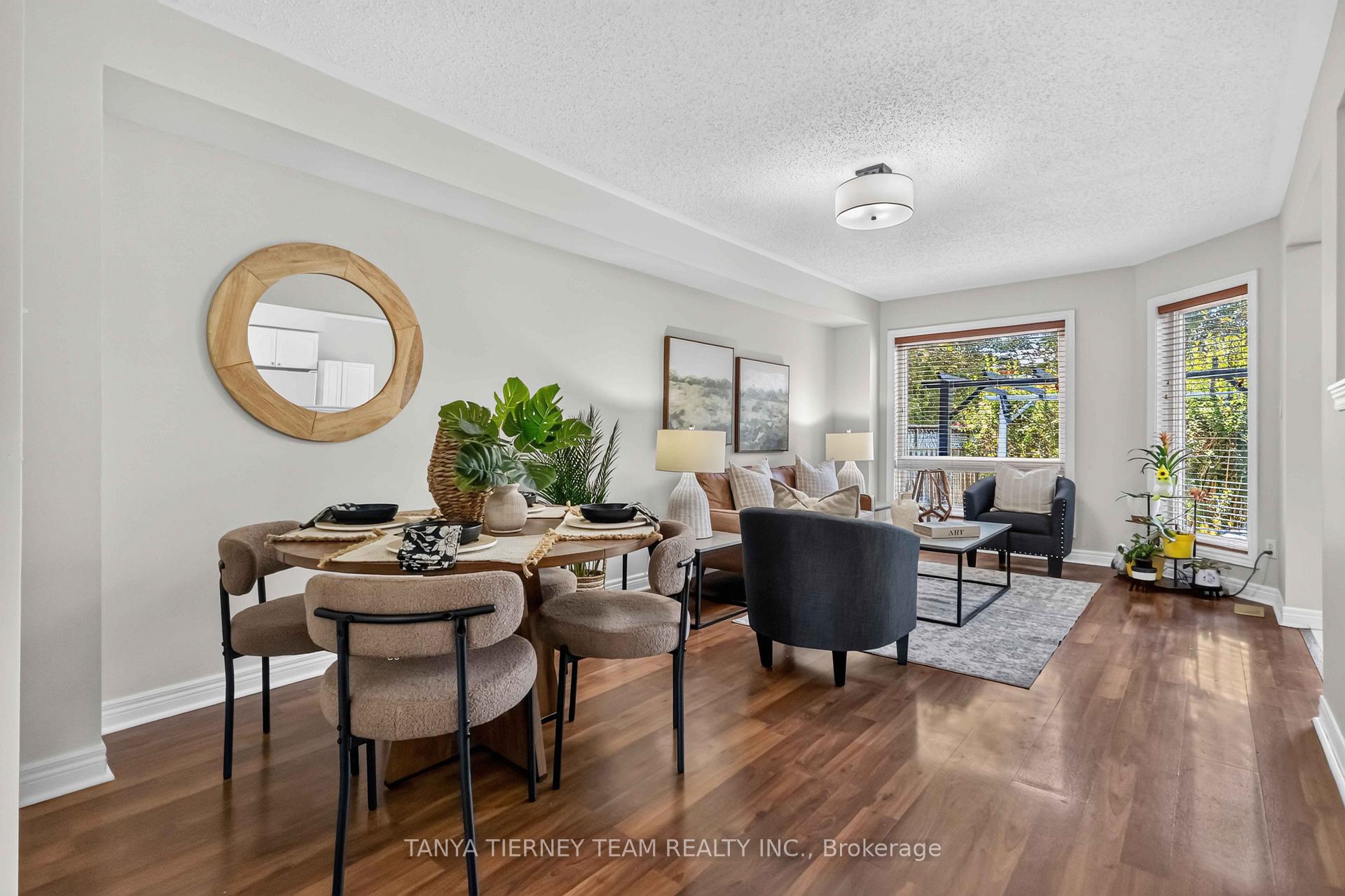 Photo 8 of 22 Sinden Drive, Whitby, Brooklin — HOMEH