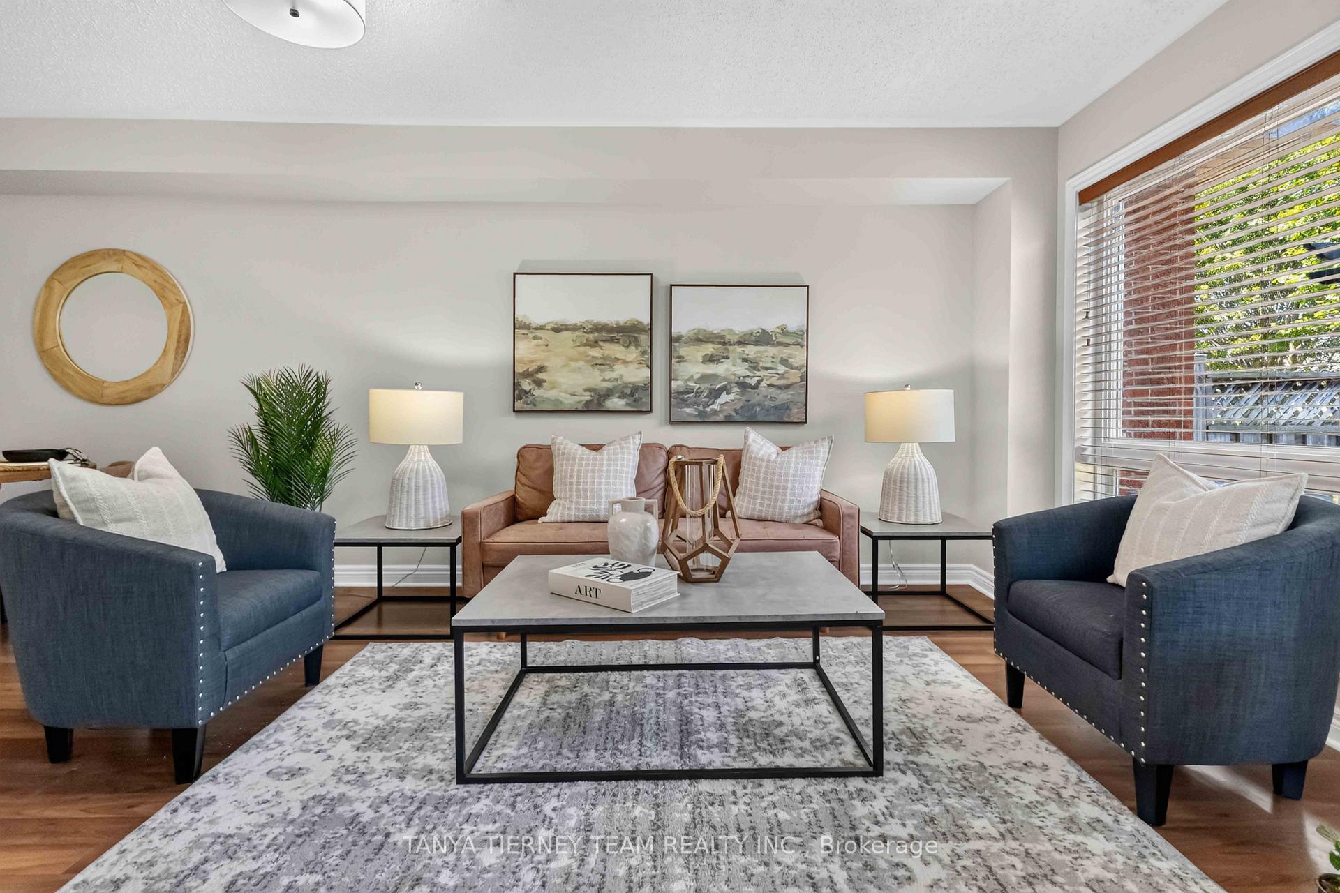 Photo 14 of 22 Sinden Drive, Whitby, Brooklin — HOMEH
