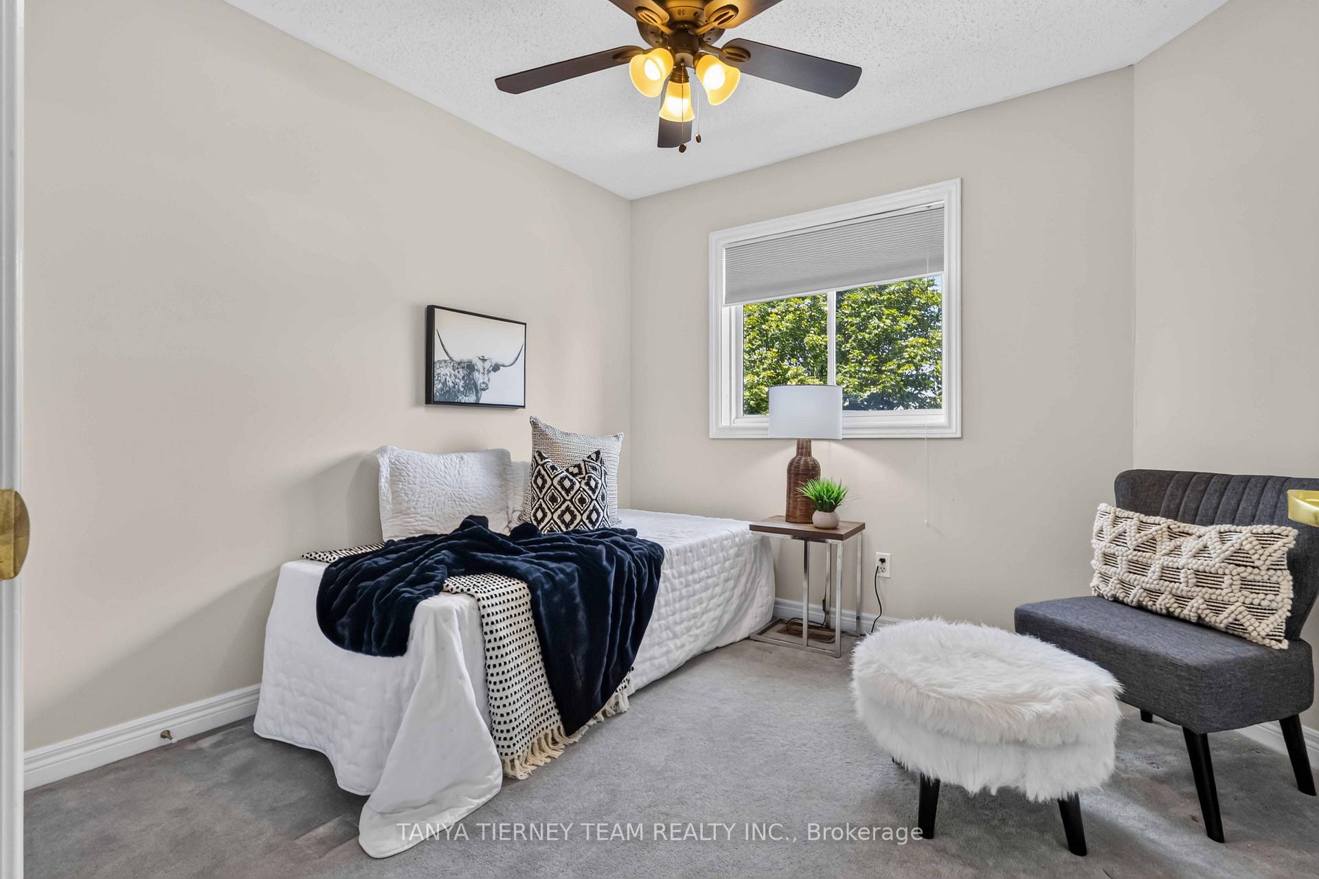 Photo 36 of 22 Sinden Drive, Whitby, Brooklin — HOMEH