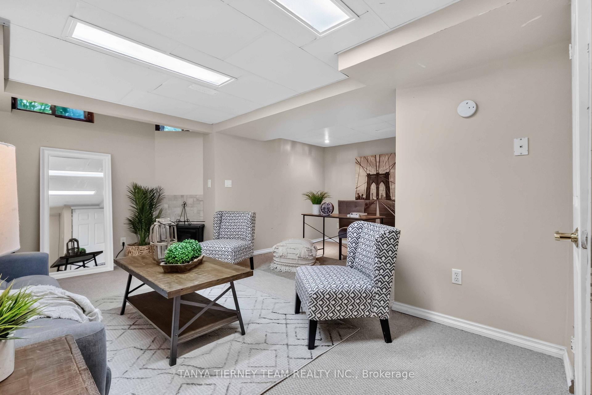 Photo 38 of 22 Sinden Drive, Whitby, Brooklin — HOMEH