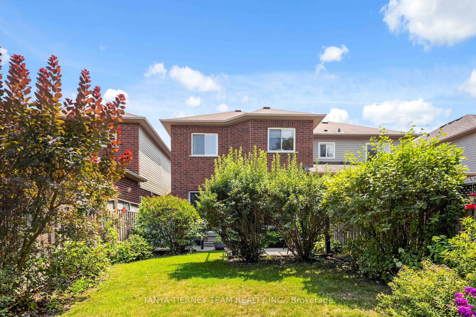 Photo 48 of 22 Sinden Drive, Whitby, Brooklin — HOMEH
