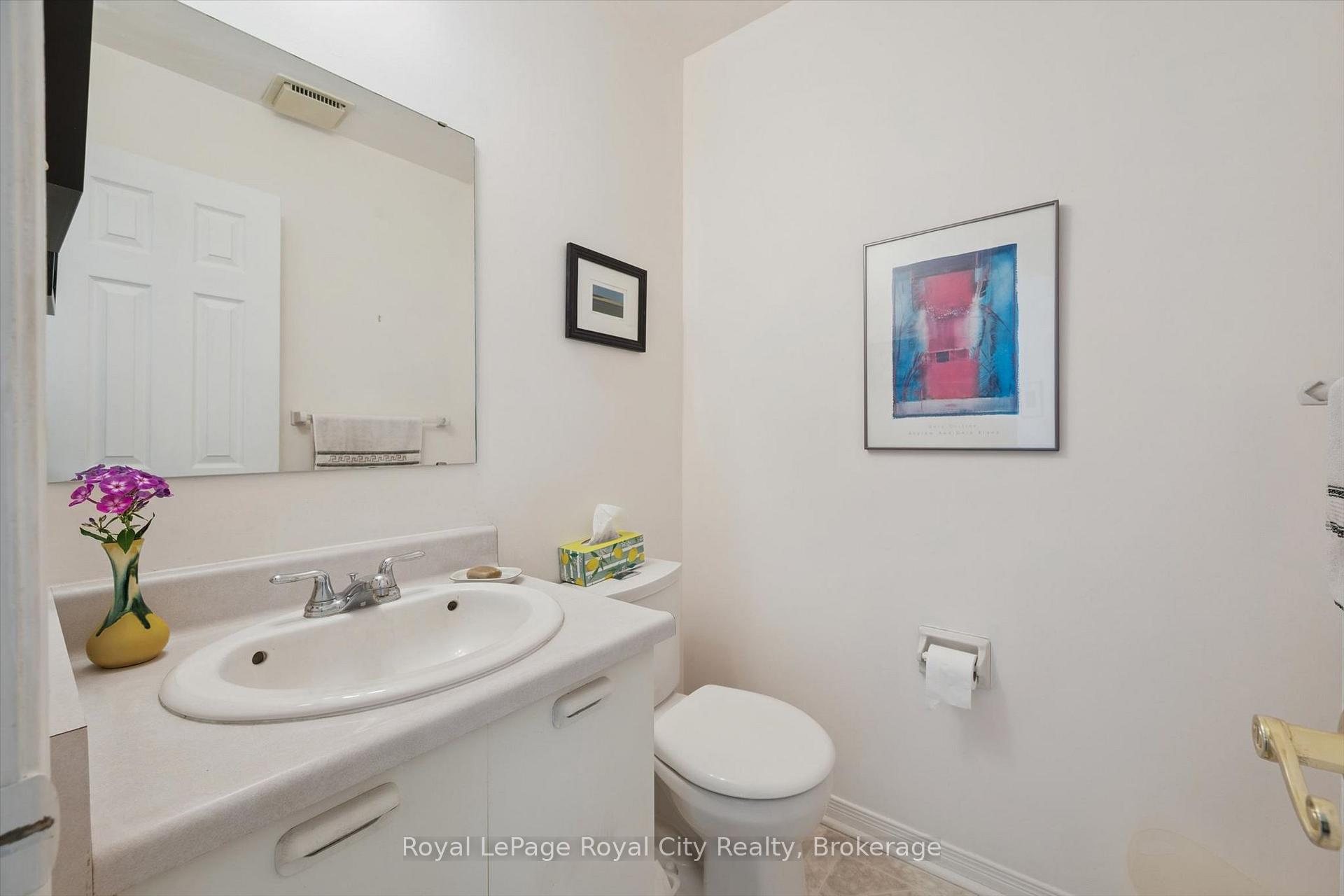 Photo 13 of 8 Mollison Court, Guelph, Kortright Hills — HOMEH