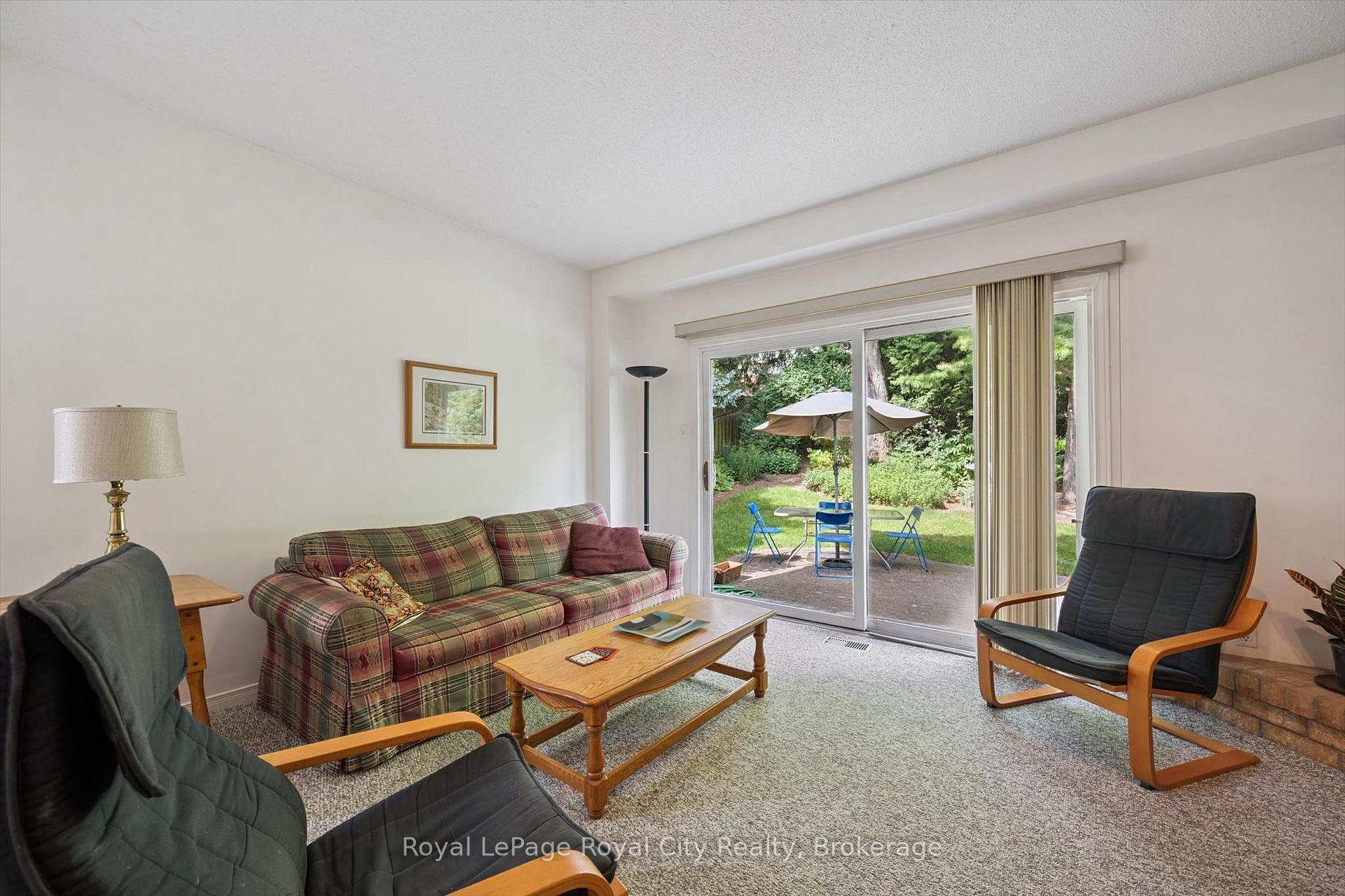 Photo 17 of 8 Mollison Court, Guelph, Kortright Hills — HOMEH