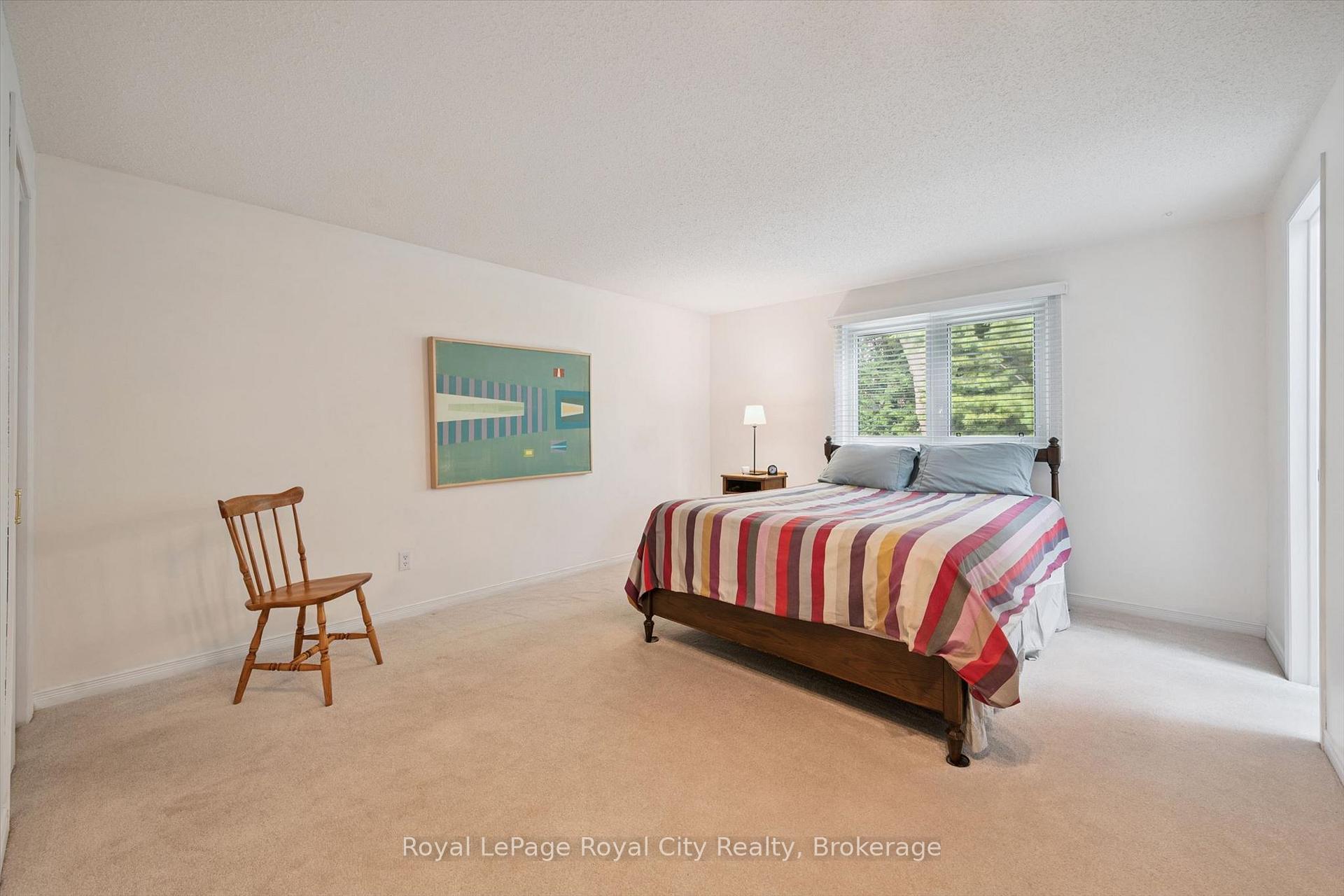 Photo 21 of 8 Mollison Court, Guelph, Kortright Hills — HOMEH