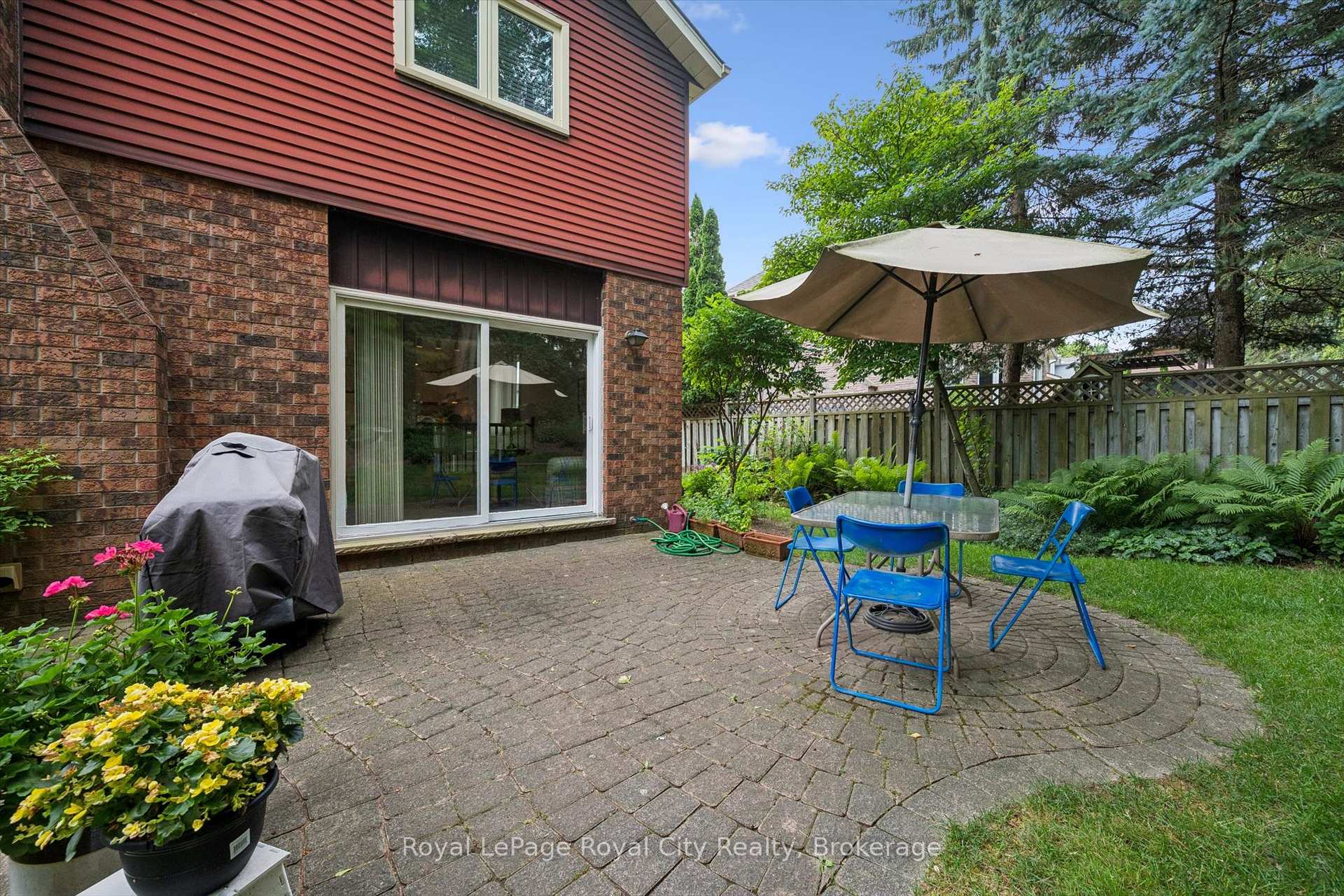 Photo 23 of 8 Mollison Court, Guelph, Kortright Hills — HOMEH