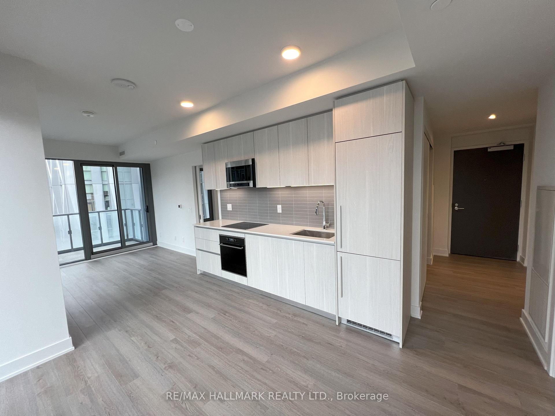 Photo 7 of Unit 1402, 8 Cumberland Street, Toronto, The Annex — HOMEH