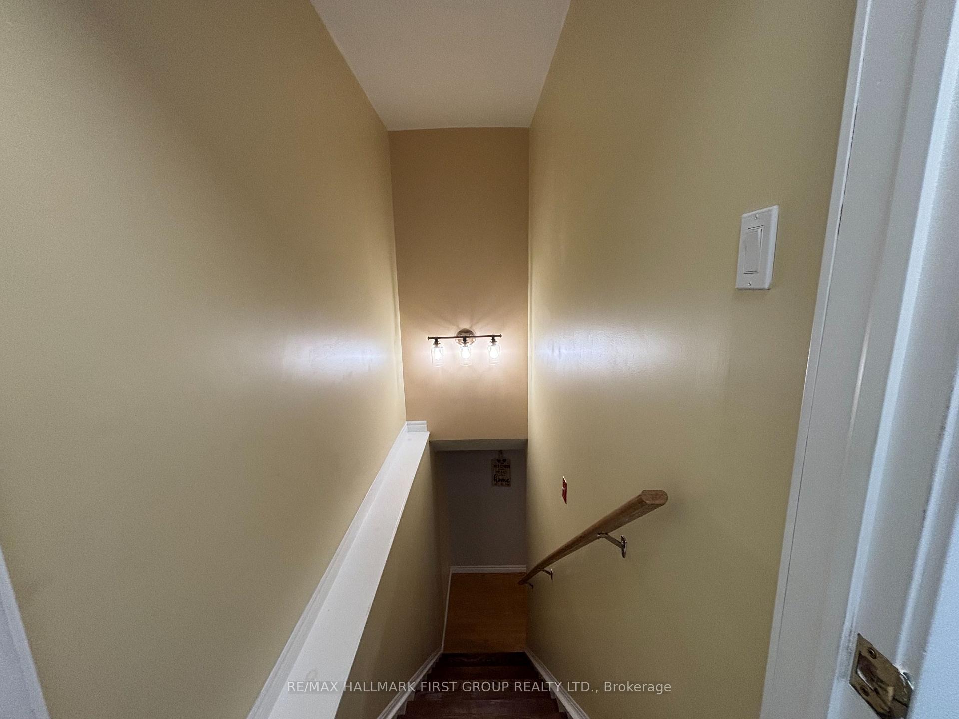 Photo 10 of Unit #Lower, 640 Pinewood Drive, Peterborough, Otonabee Ward 1 — HOMEH