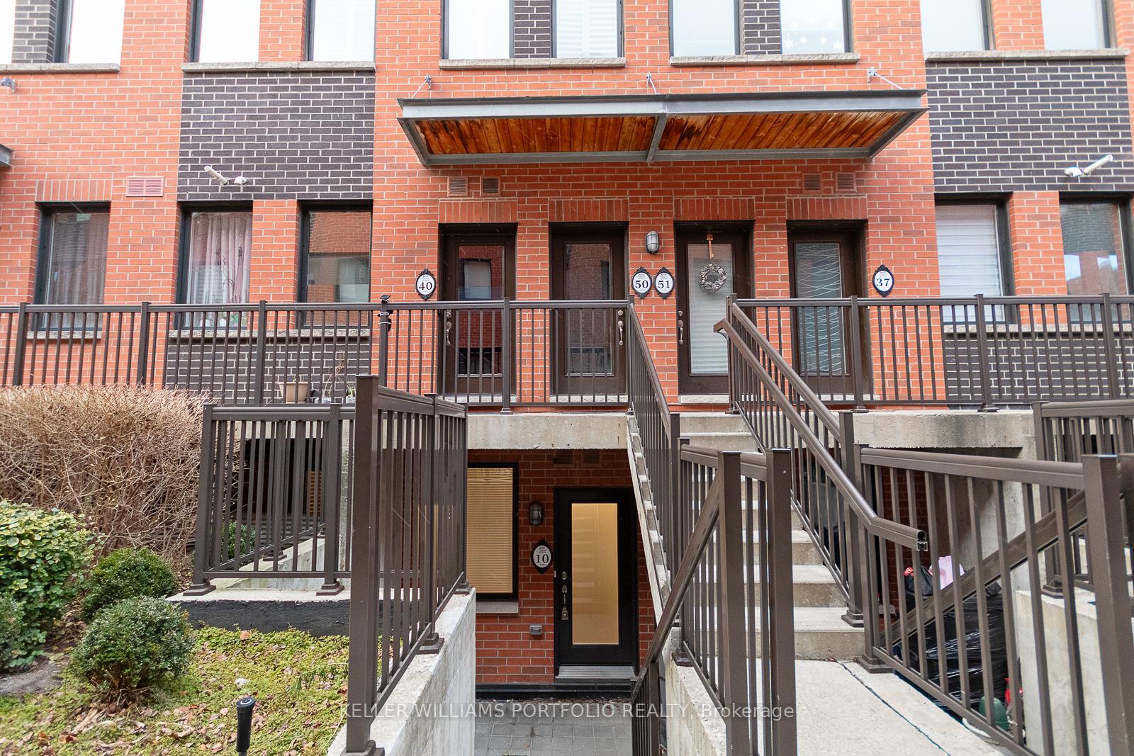 Front of Unit 10, 869 Wilson Avenue