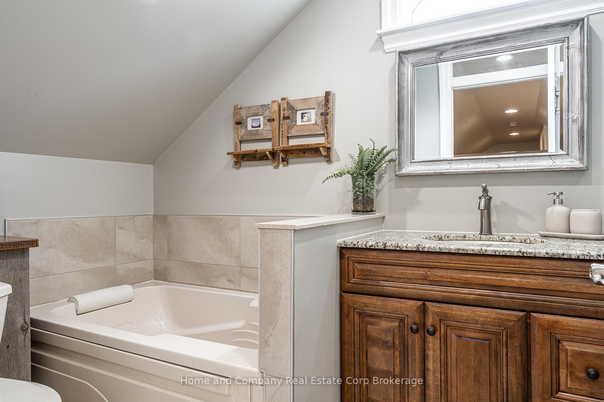 Photo 28 of 2828 Line 34, Perth East, North Easthope — HOMEH