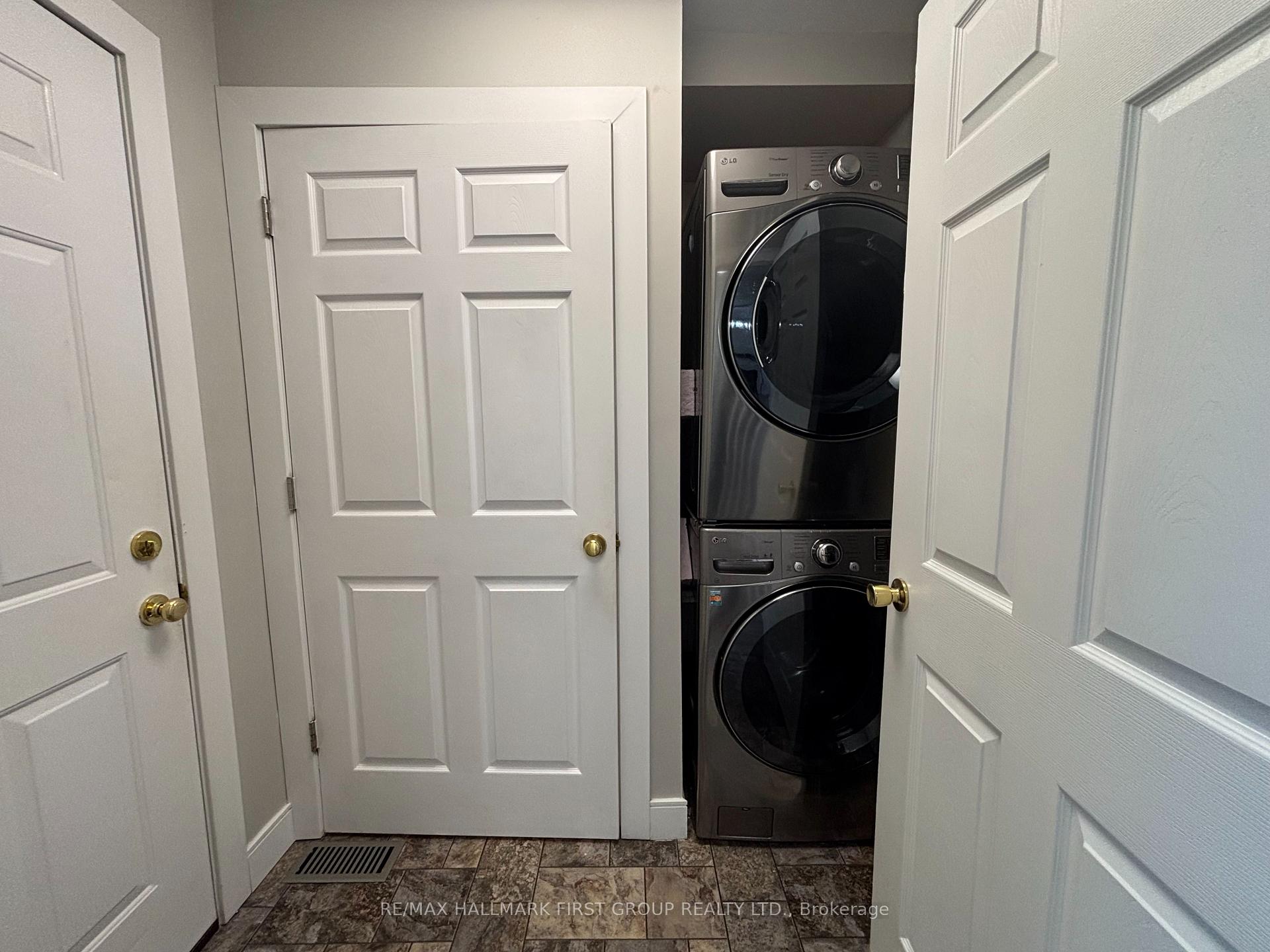 Photo 8 of Unit #Upper, 640 Pinewood Drive, Peterborough, Otonabee Ward 1 — HOMEH