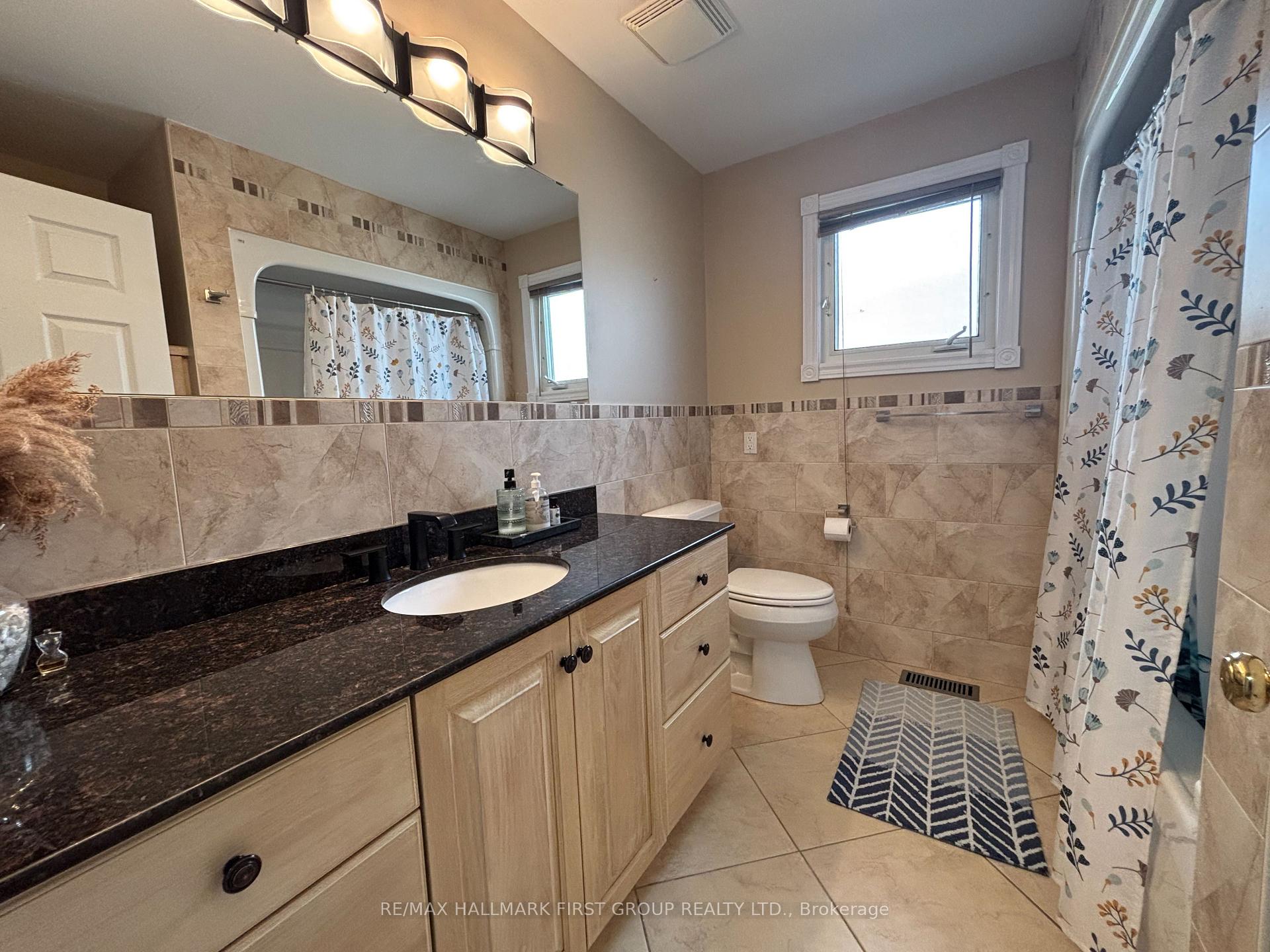Photo 9 of Unit #Upper, 640 Pinewood Drive, Peterborough, Otonabee Ward 1 — HOMEH
