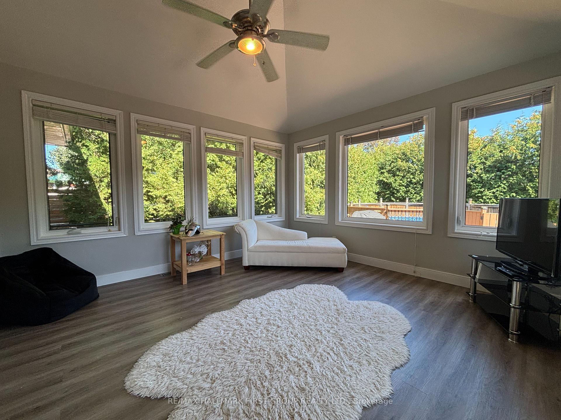 Photo 12 of Unit #Upper, 640 Pinewood Drive, Peterborough, Otonabee Ward 1 — HOMEH