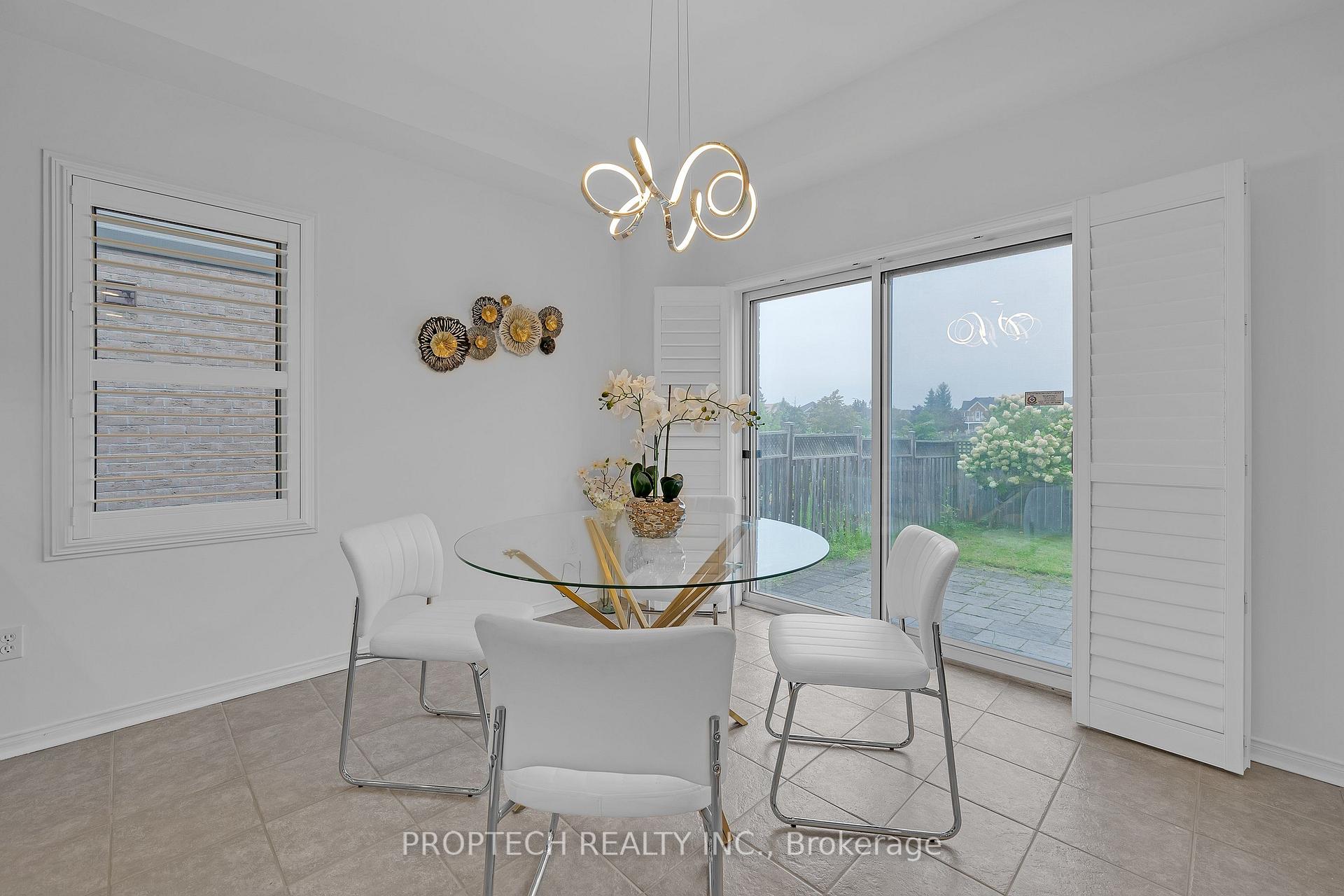Photo 10 of 5851 Summerside Drive, Mississauga, Churchill Meadows — HOMEH
