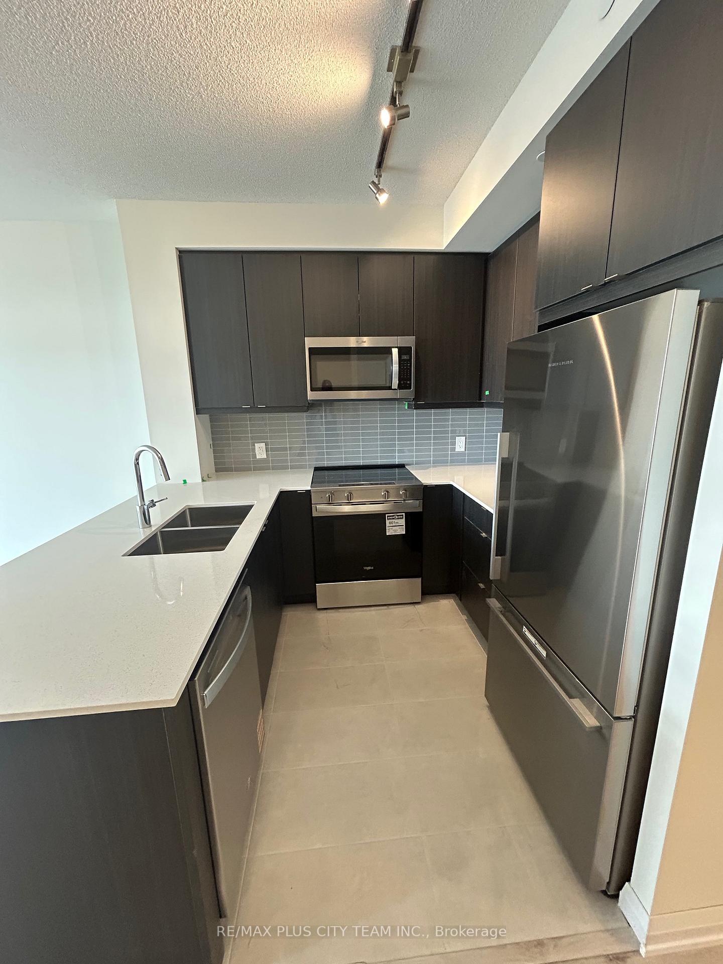 Photo 5 of Unit 2423, 3270 Sheppard Avenue E, Scarborough, Tam O'Shanter-Sullivan — HOMEH