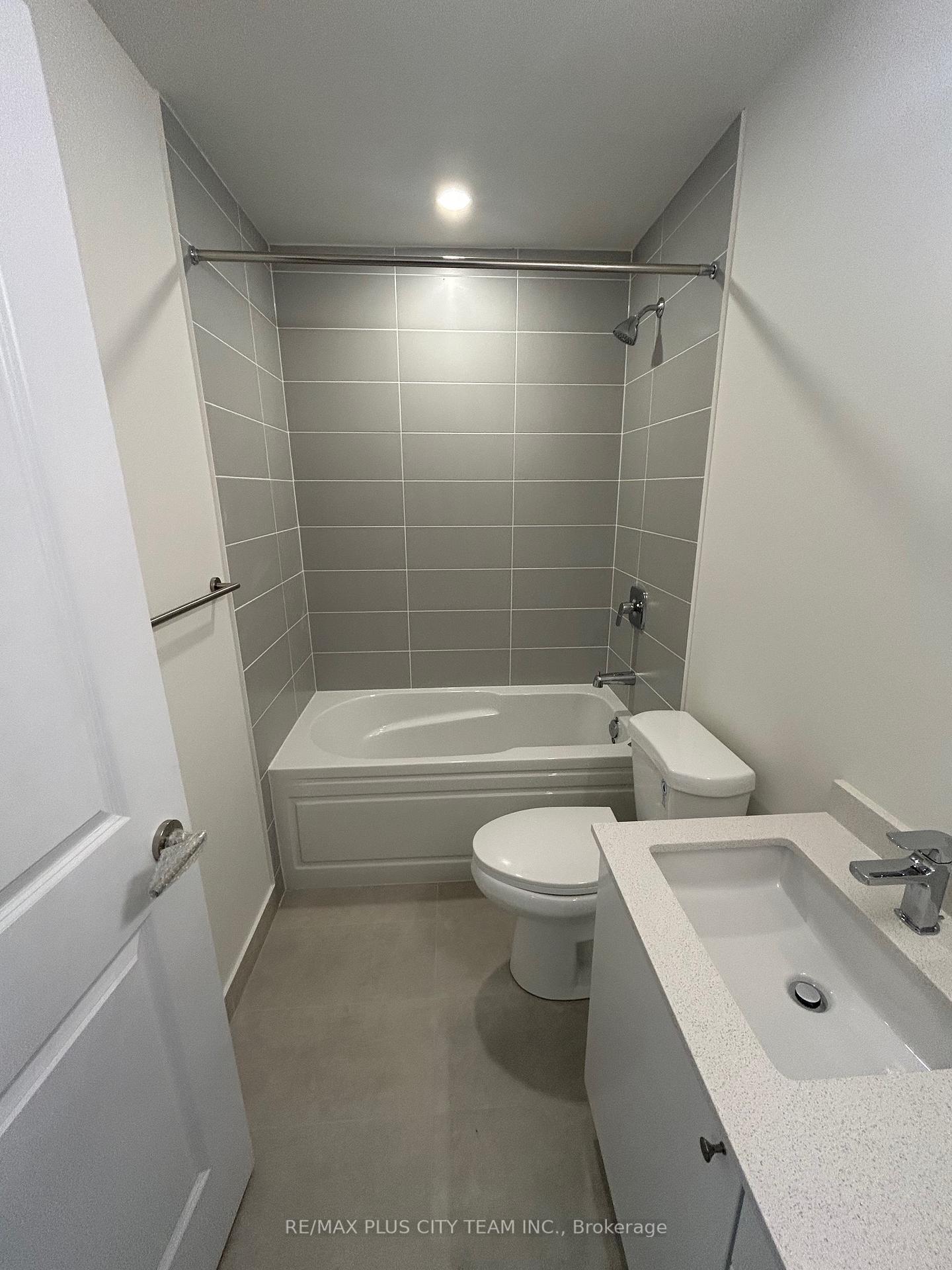 Photo 11 of Unit 2423, 3270 Sheppard Avenue E, Scarborough, Tam O'Shanter-Sullivan — HOMEH