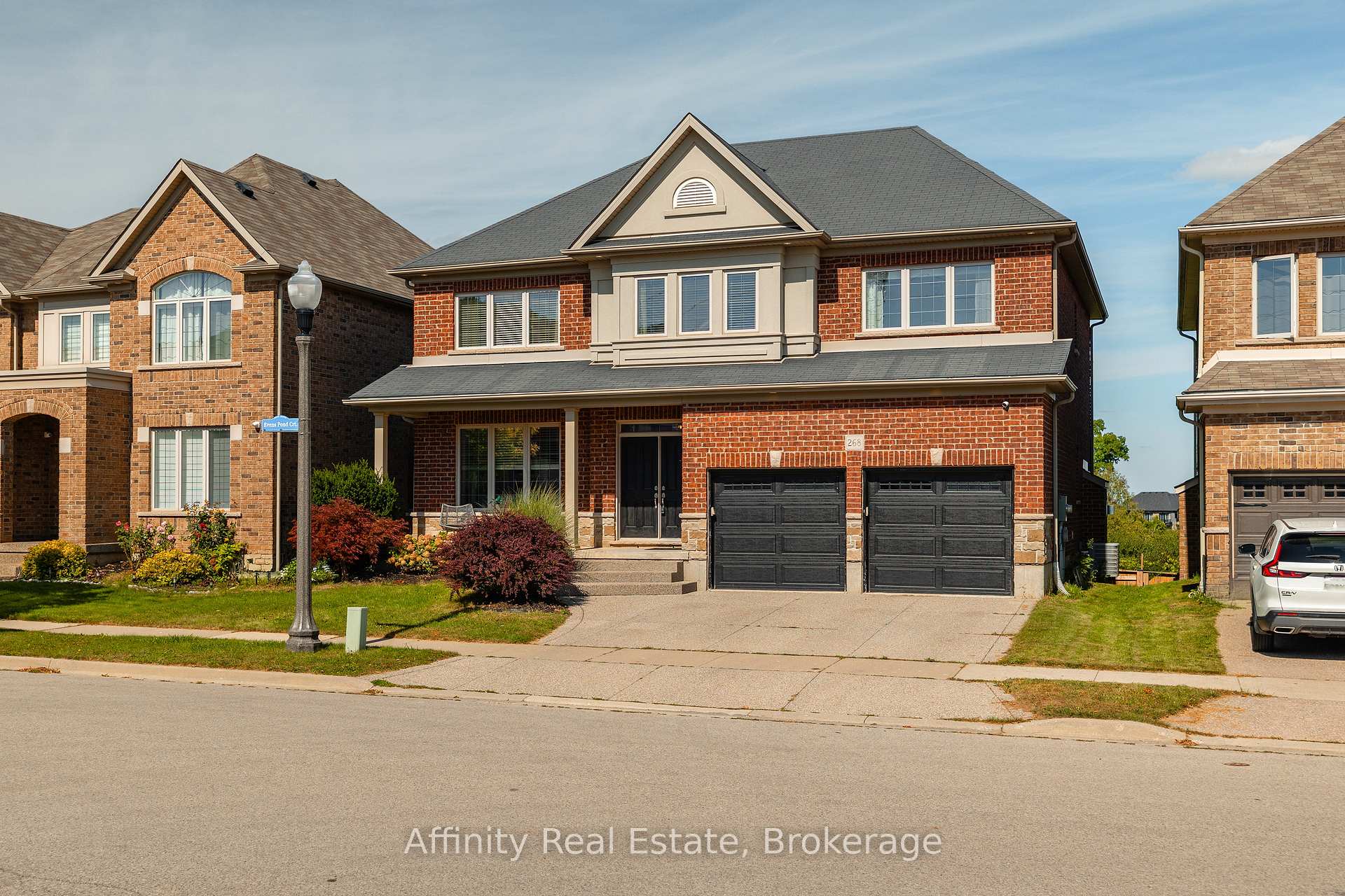 Photo 2 of 268 Evens Pond Crescent, Kitchener, Doon South — HOMEH