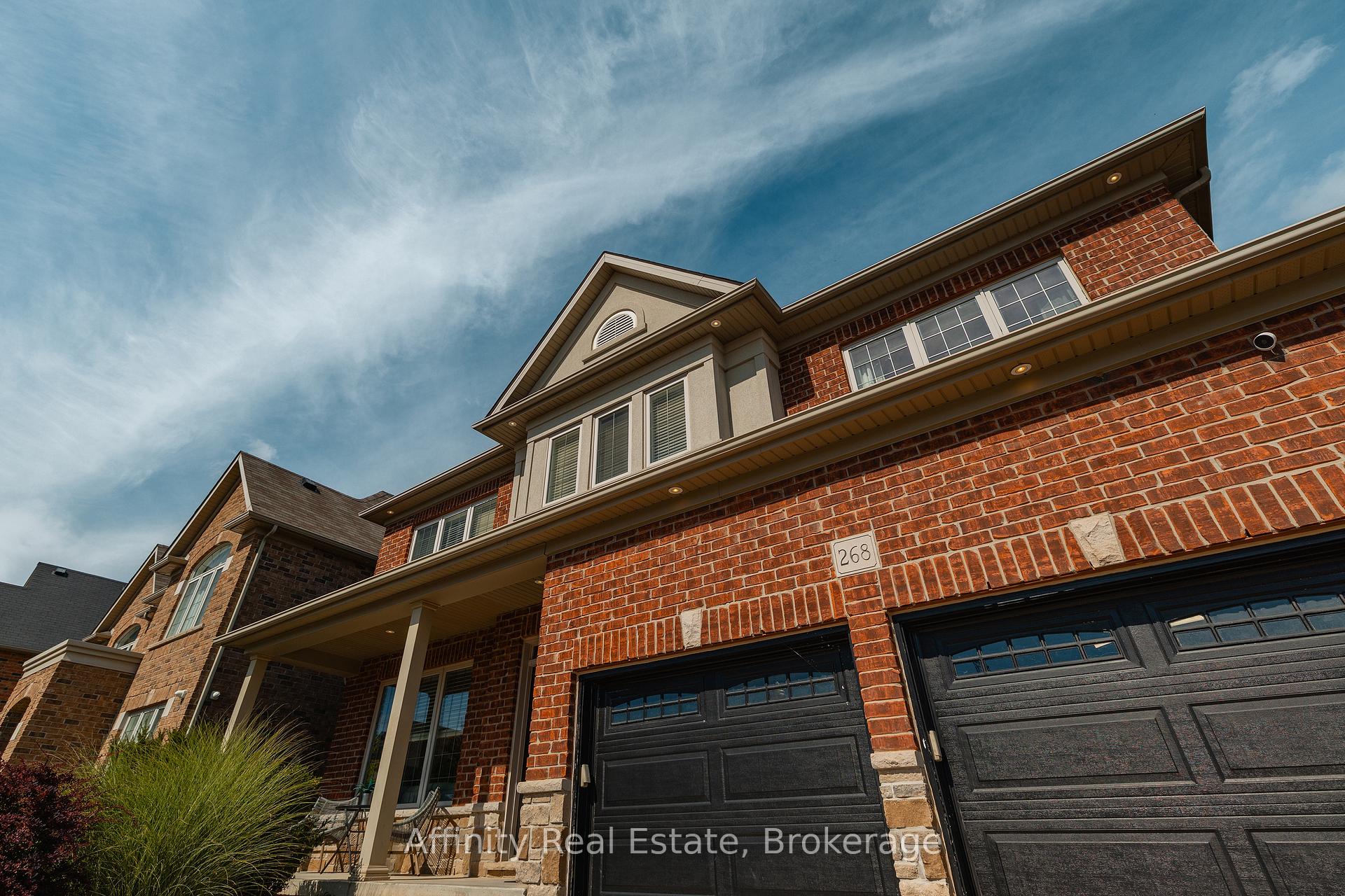Photo 3 of 268 Evens Pond Crescent, Kitchener, Doon South — HOMEH