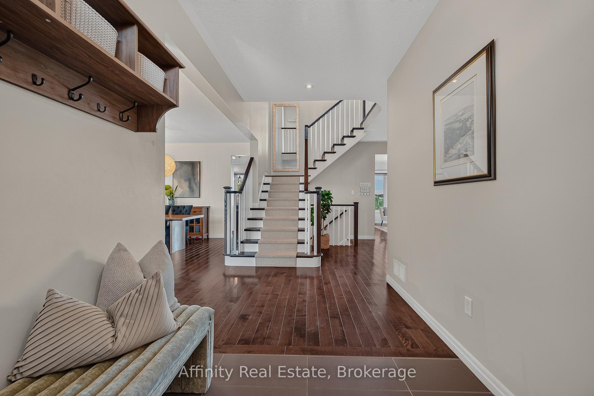 Photo 4 of 268 Evens Pond Crescent, Kitchener, Doon South — HOMEH