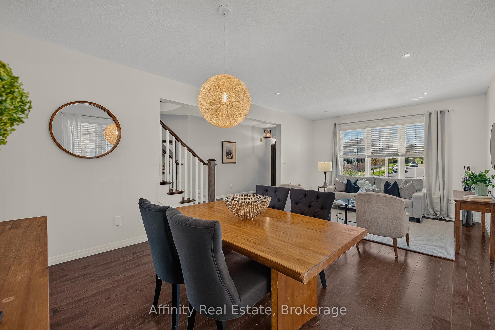 Photo 10 of 268 Evens Pond Crescent, Kitchener, Doon South — HOMEH
