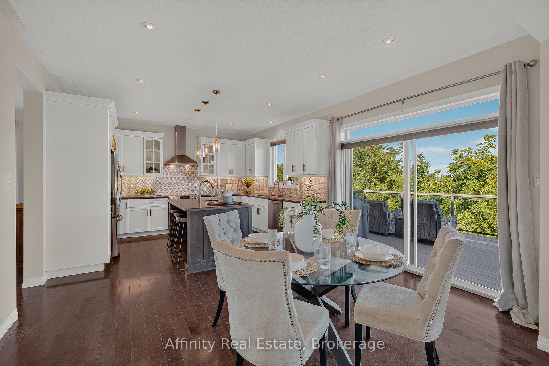 Photo 18 of 268 Evens Pond Crescent, Kitchener, Doon South — HOMEH
