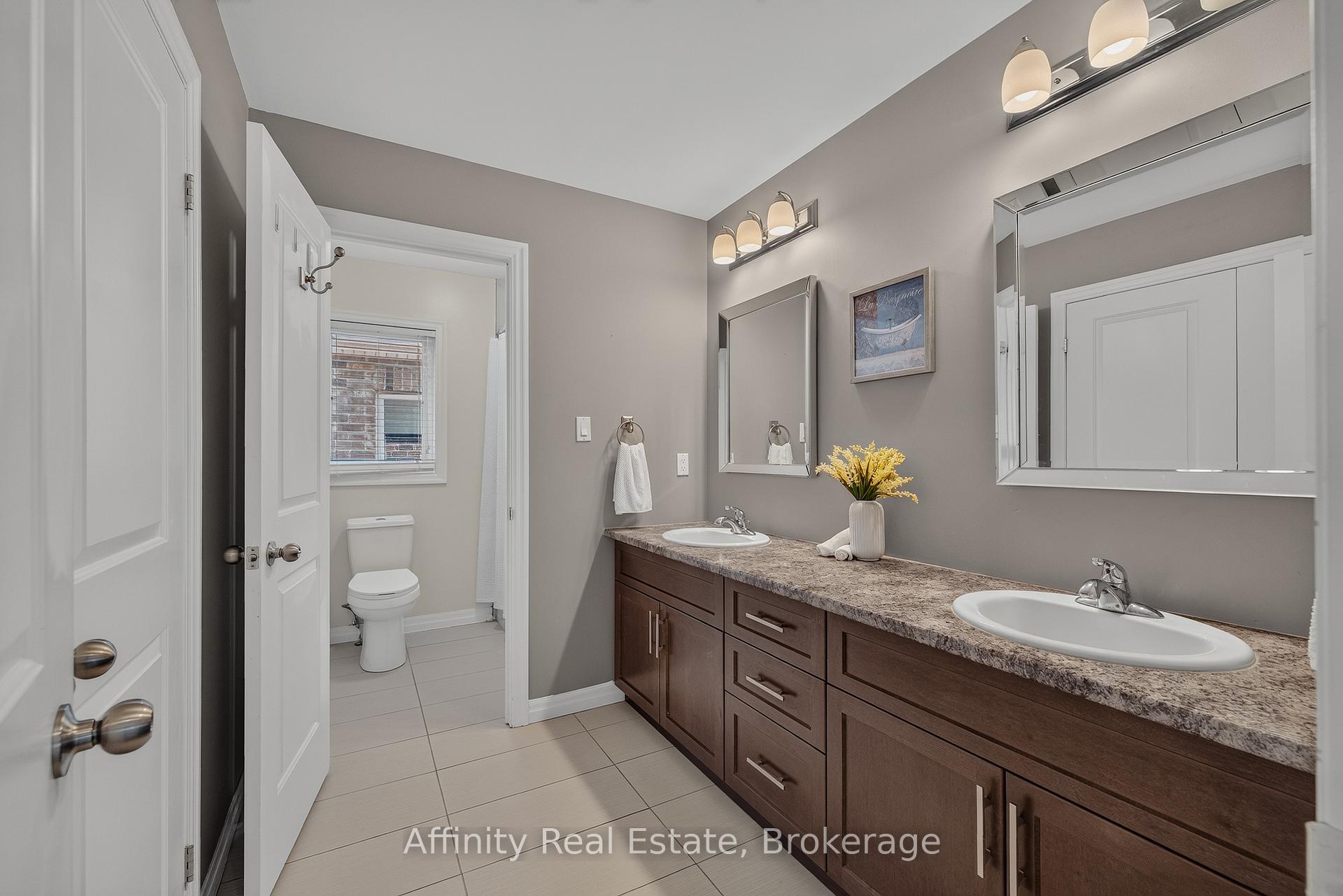 Photo 40 of 268 Evens Pond Crescent, Kitchener, Doon South — HOMEH