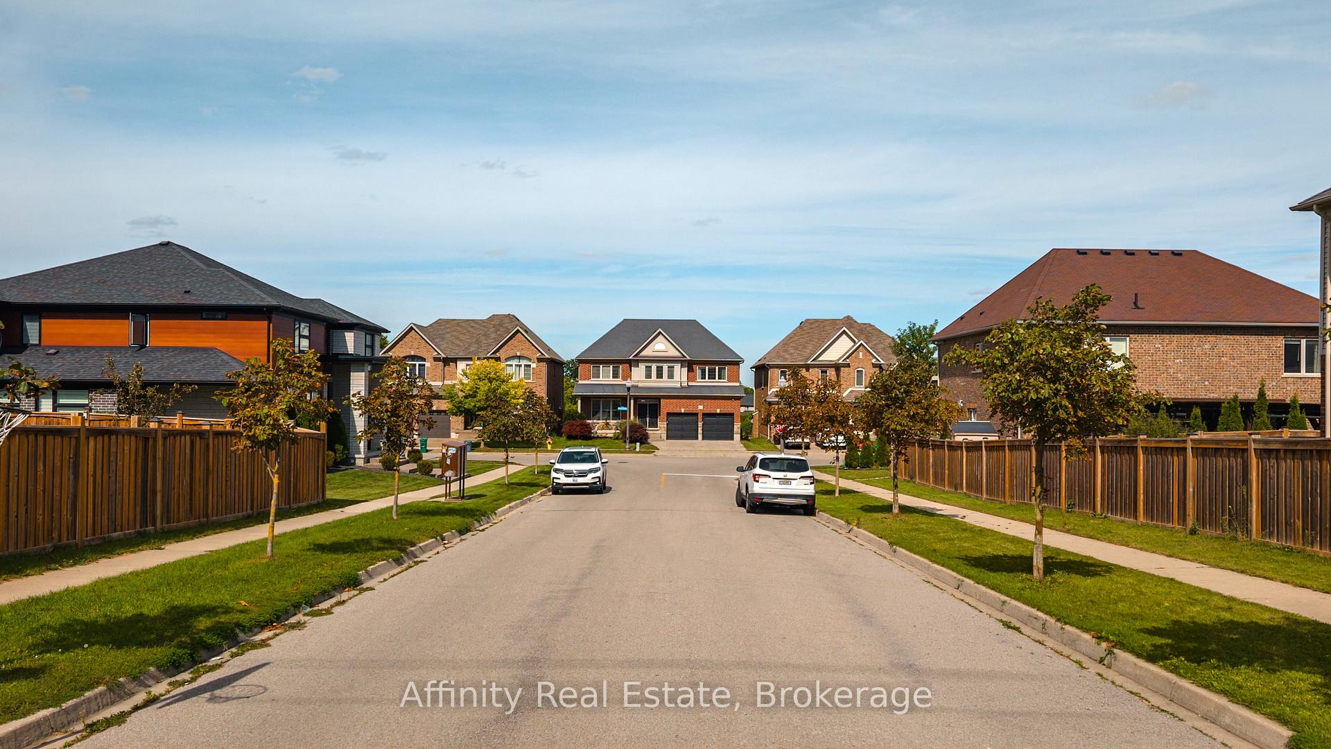 Photo 47 of 268 Evens Pond Crescent, Kitchener, Doon South — HOMEH