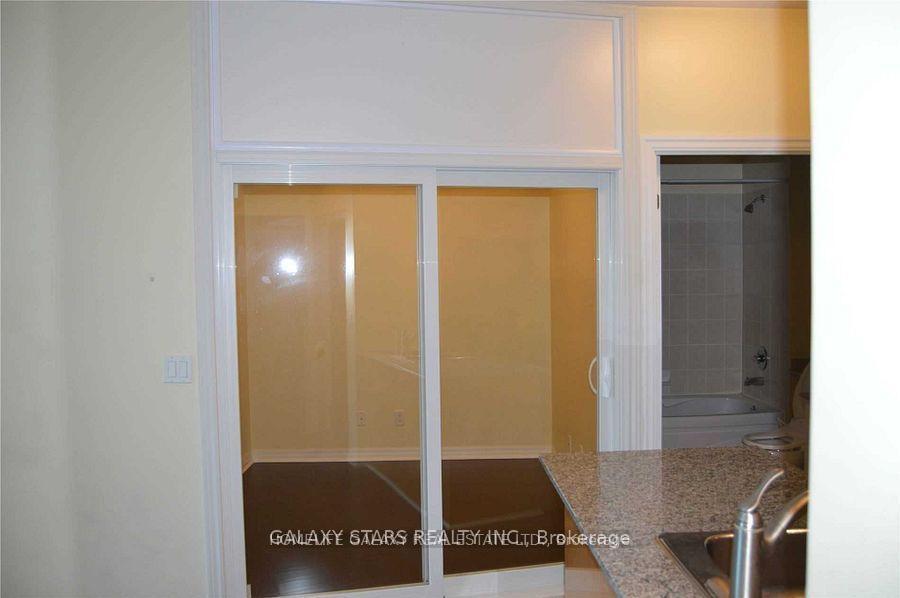 Photo 11 of Unit 402, 16 Yonge Street, Toronto, Waterfront Communities — HOMEH