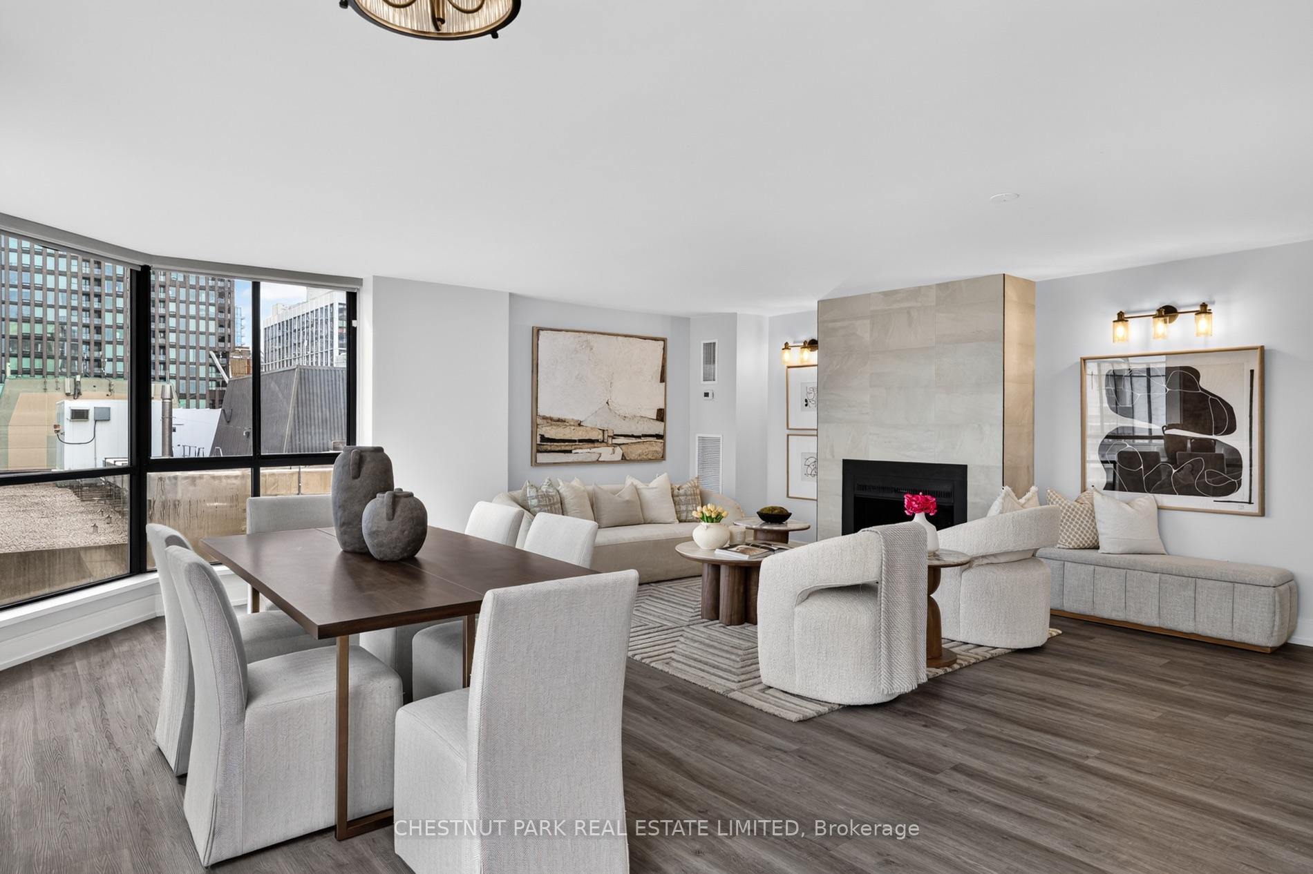 Photo 3 of Unit 1209, 280 Simcoe Street, Toronto, Kensington-Chinatown — HOMEH
