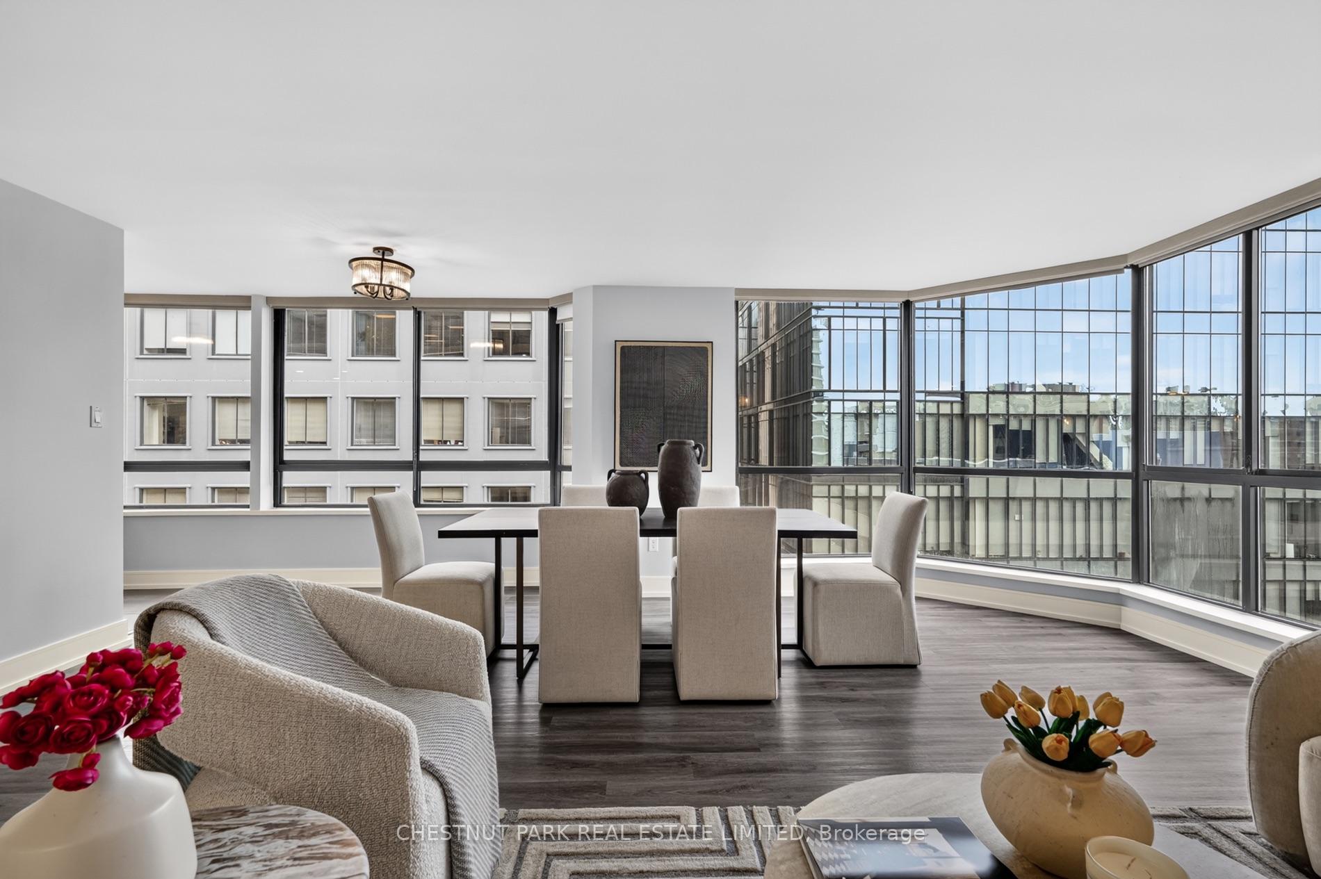 Photo 12 of Unit 1209, 280 Simcoe Street, Toronto, Kensington-Chinatown — HOMEH