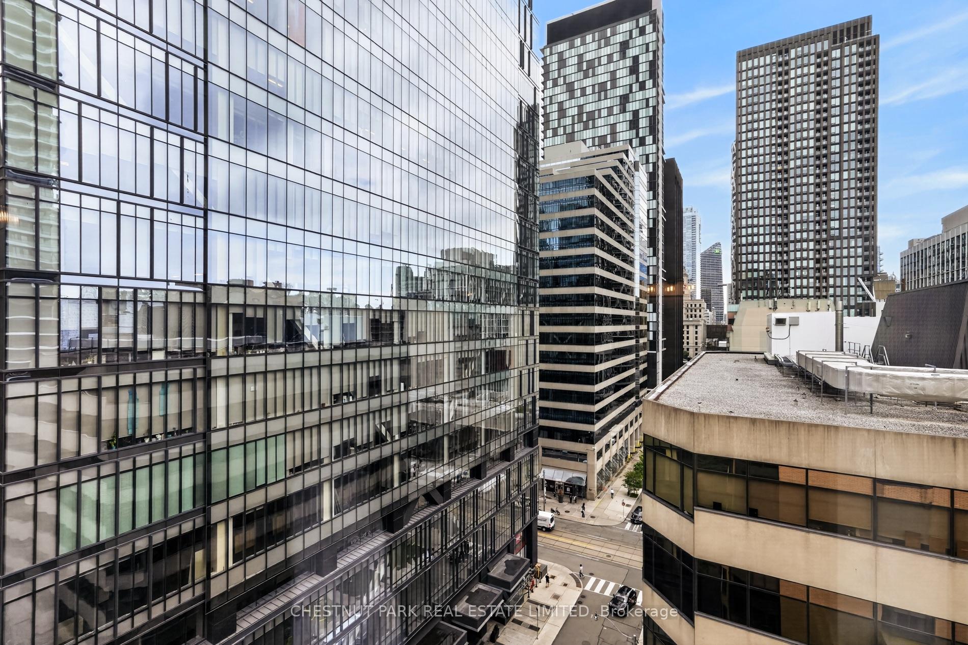 Photo 25 of Unit 1209, 280 Simcoe Street, Toronto, Kensington-Chinatown — HOMEH