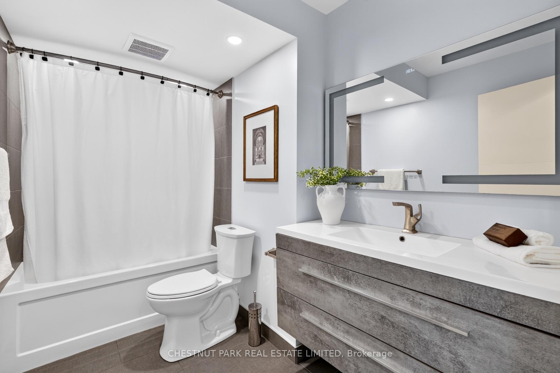 Photo 32 of Unit 1209, 280 Simcoe Street, Toronto, Kensington-Chinatown — HOMEH