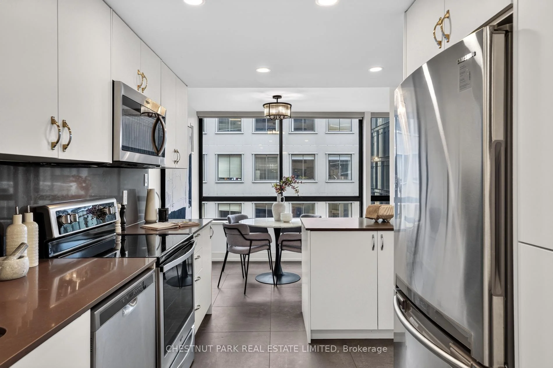 Photo 9 of Unit 1209, 280 Simcoe Street, Toronto, Kensington-Chinatown — HOMEH