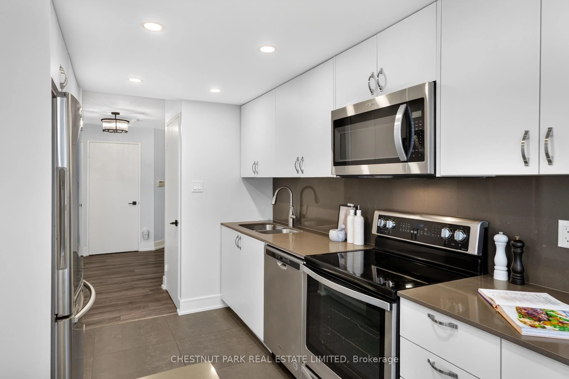 Photo 16 of Unit 1209, 280 Simcoe Street, Toronto, Kensington-Chinatown — HOMEH
