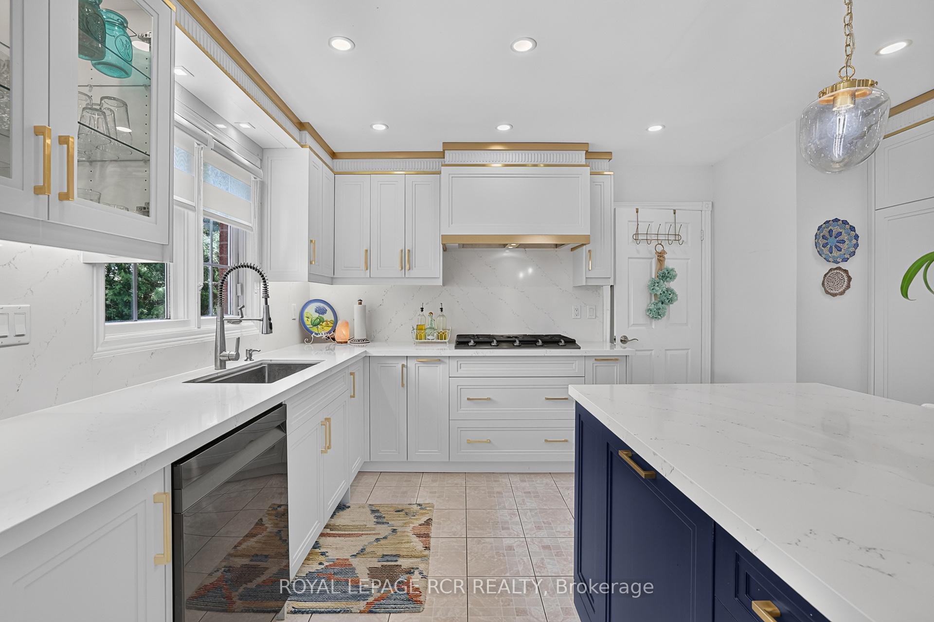 Photo 14 of 713 Exceller Circle, Newmarket, Stonehaven-Wyndham — HOMEH