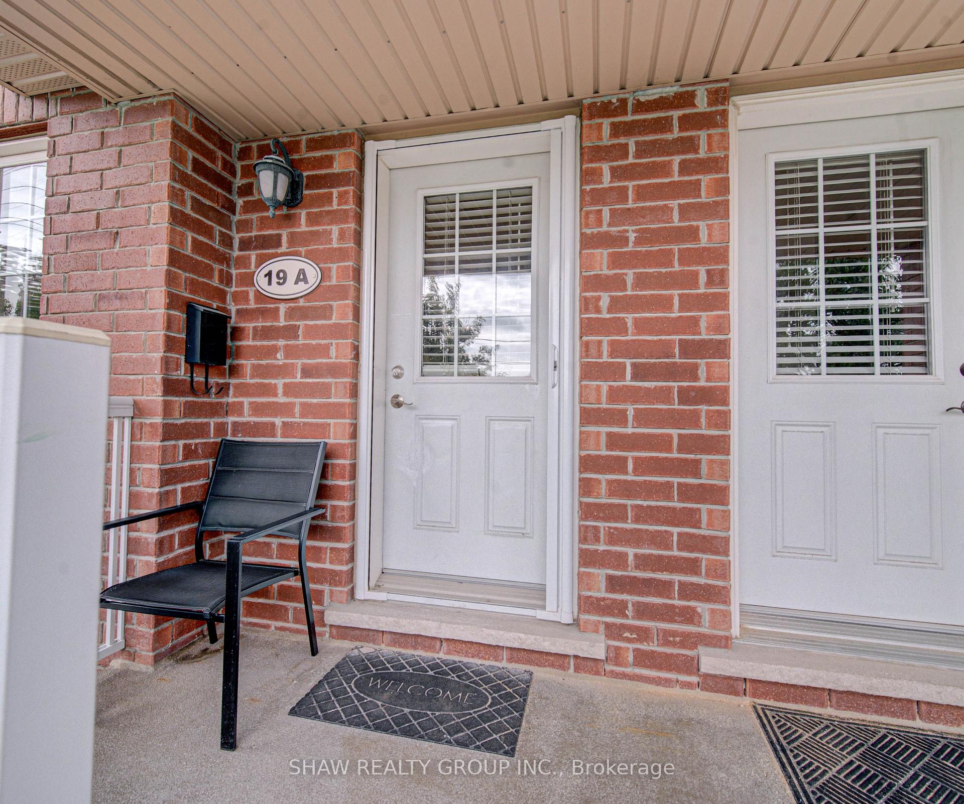 Photo 4 of Unit 19A, 50 Howe Drive, Kitchener, Laurentian Hills — HOMEH