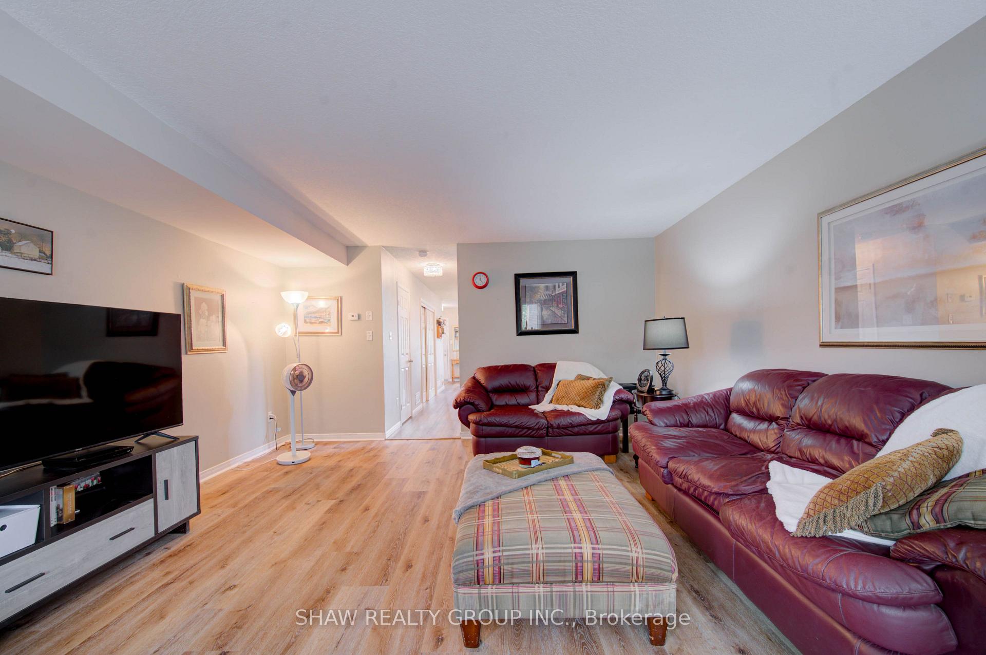 Photo 18 of Unit 19A, 50 Howe Drive, Kitchener, Laurentian Hills — HOMEH