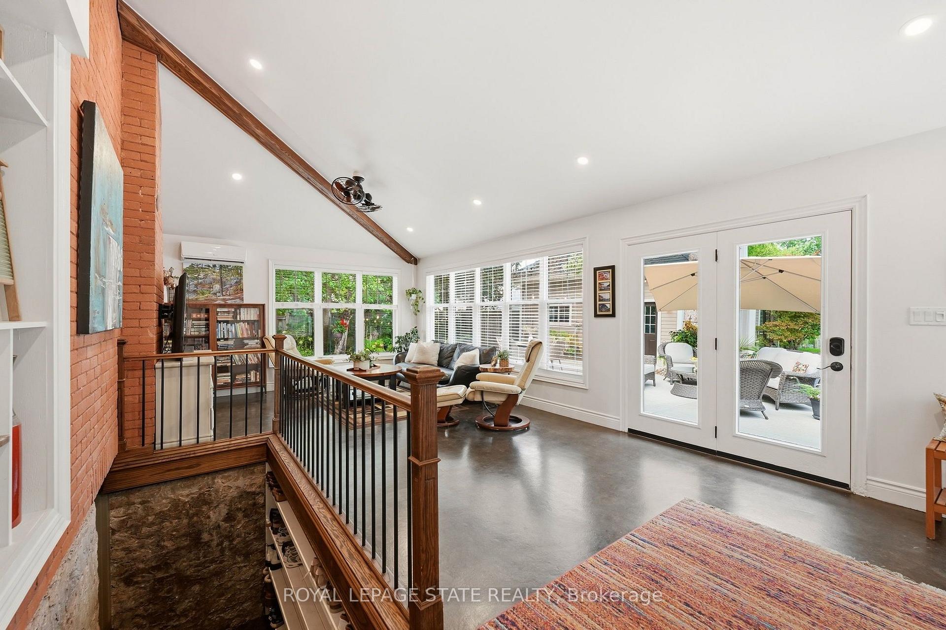 Photo 17 of 627 Maple Avenue, Burlington, Brant — HOMEH