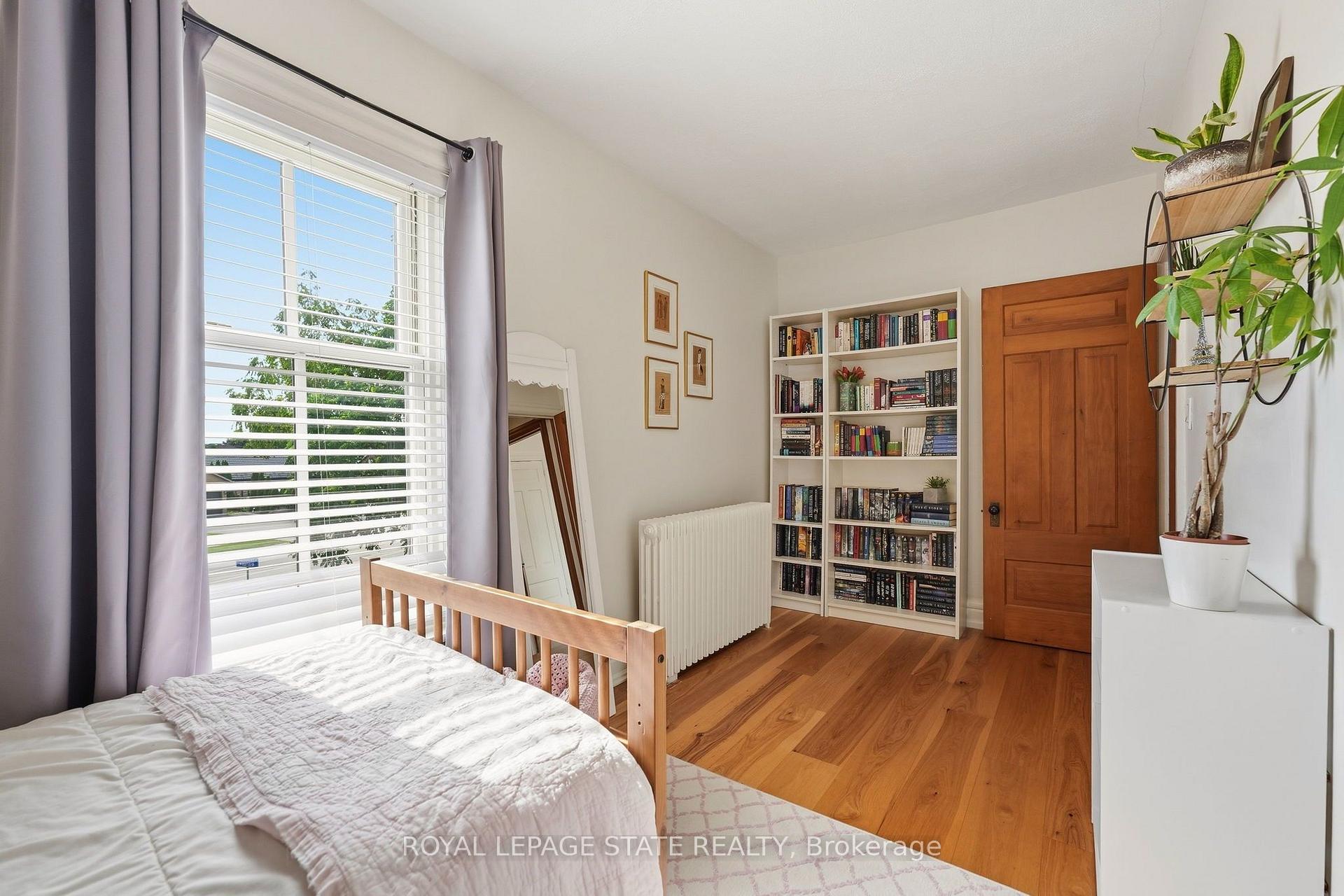 Photo 22 of 627 Maple Avenue, Burlington, Brant — HOMEH